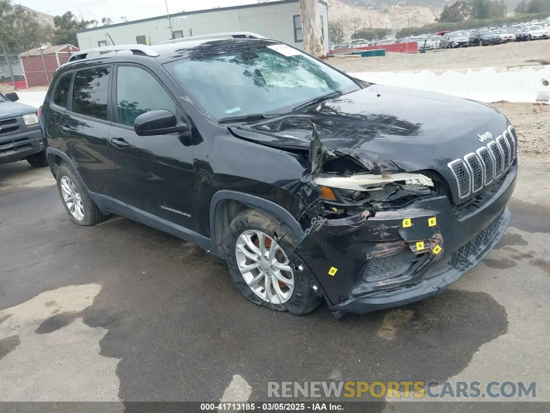 1 Photograph of a damaged car 1C4PJLCB8LD542454 JEEP CHEROKEE 2020