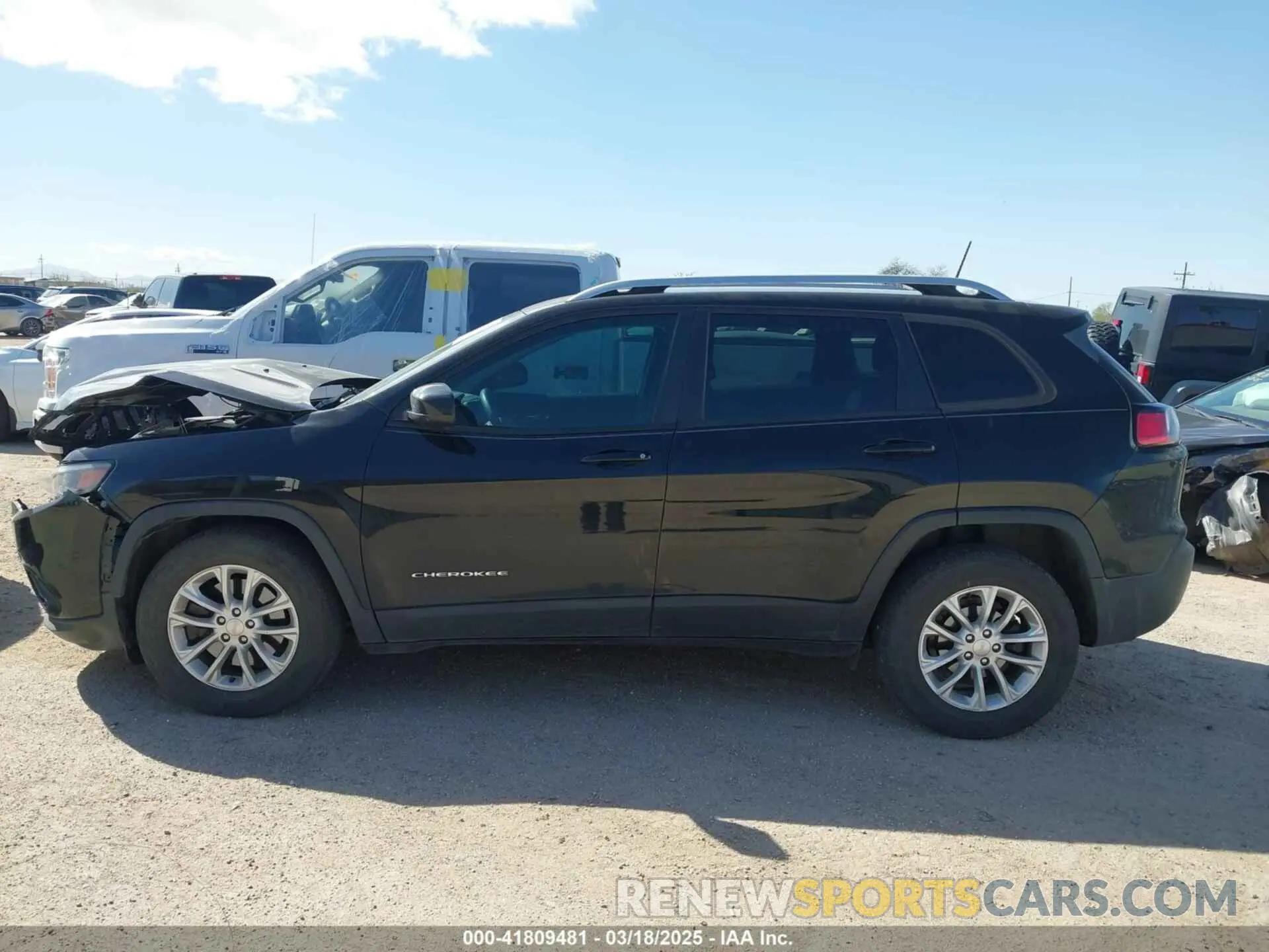 14 Photograph of a damaged car 1C4PJLCB9LD596491 JEEP CHEROKEE 2020
