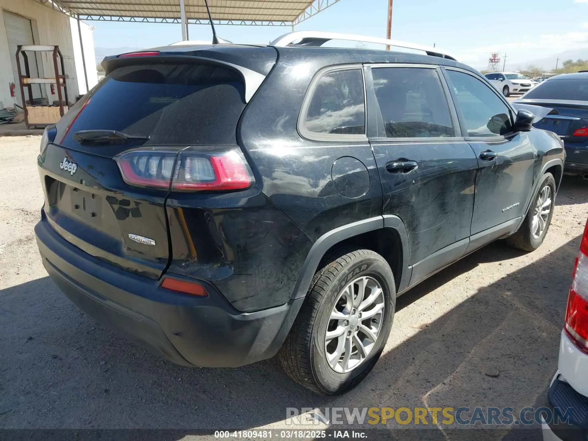 4 Photograph of a damaged car 1C4PJLCB9LD596491 JEEP CHEROKEE 2020