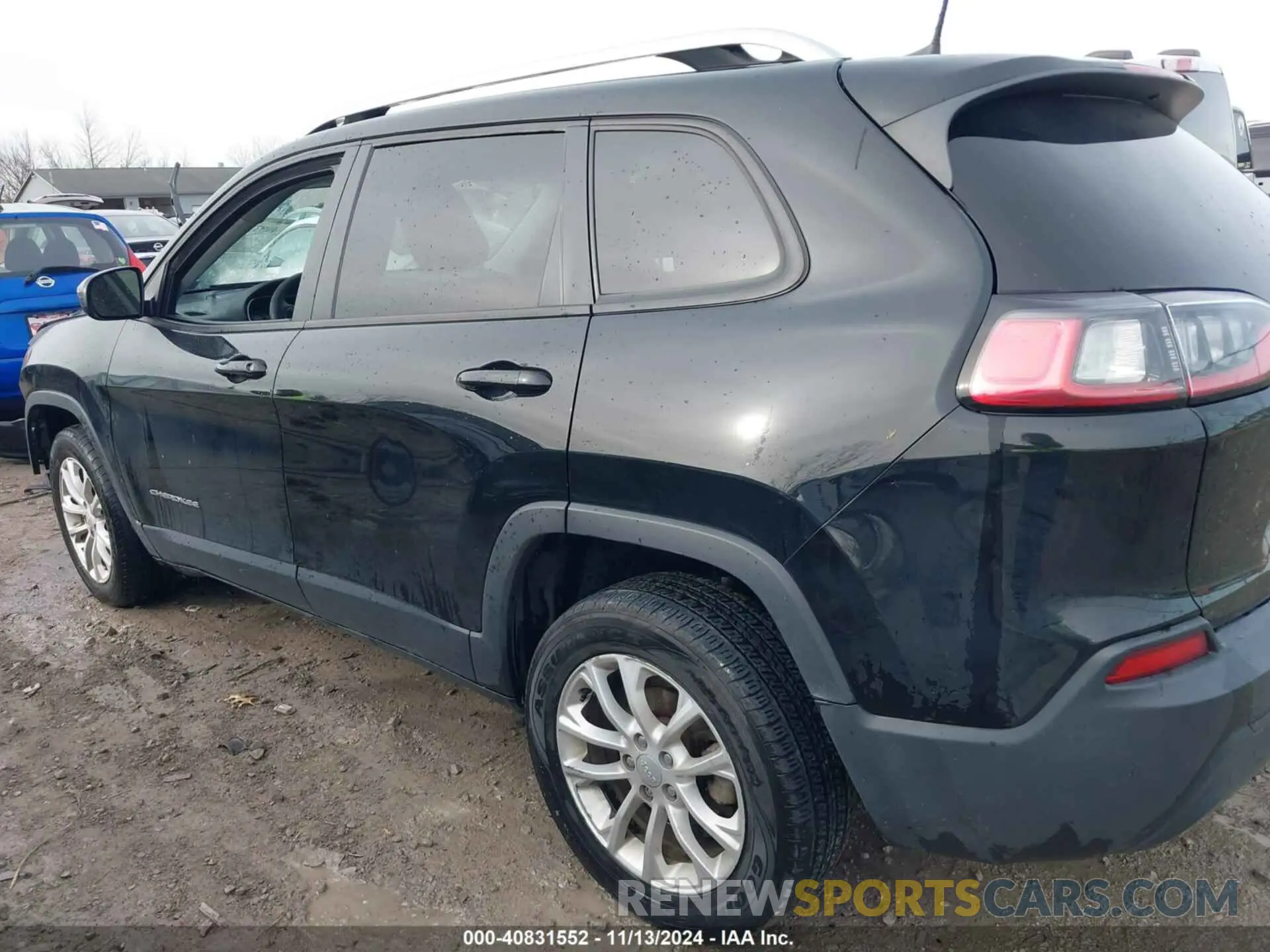 15 Photograph of a damaged car 1C4PJLCBXLD619261 JEEP CHEROKEE 2020