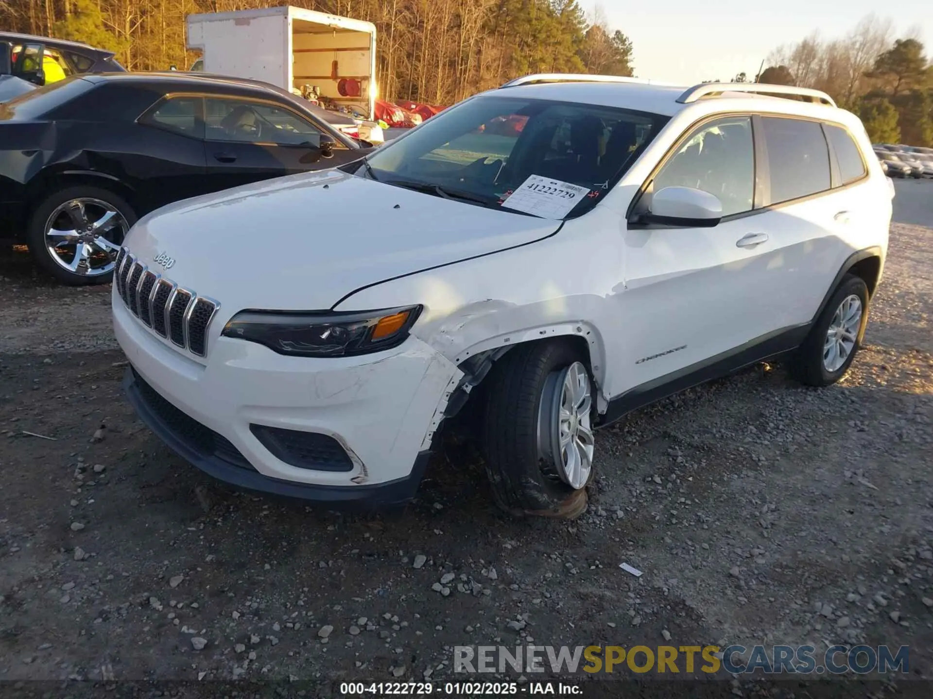 2 Photograph of a damaged car 1C4PJLCBXLD640272 JEEP CHEROKEE 2020