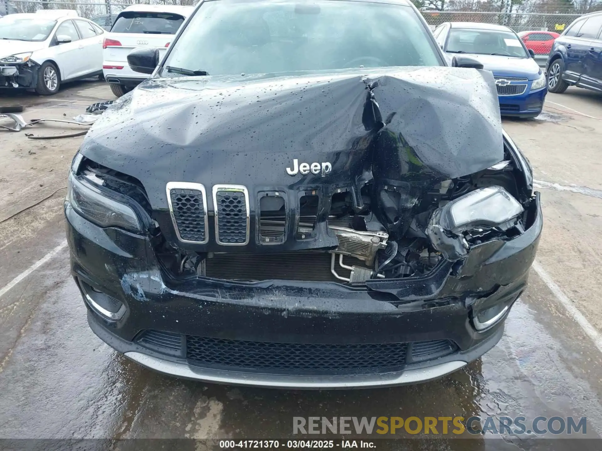 6 Photograph of a damaged car 1C4PJLDB0LD560770 JEEP CHEROKEE 2020