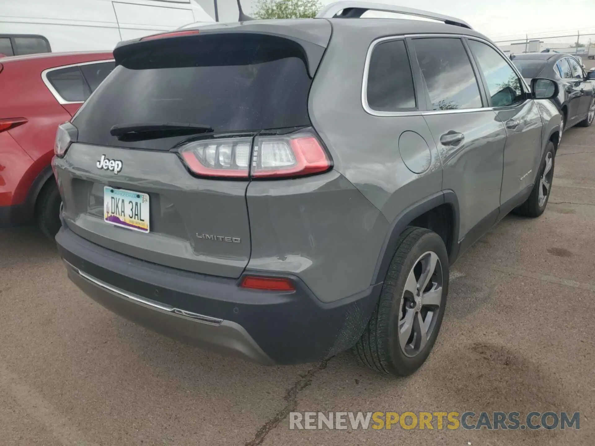 10 Photograph of a damaged car 1C4PJLDB1LD549132 JEEP CHEROKEE 2020