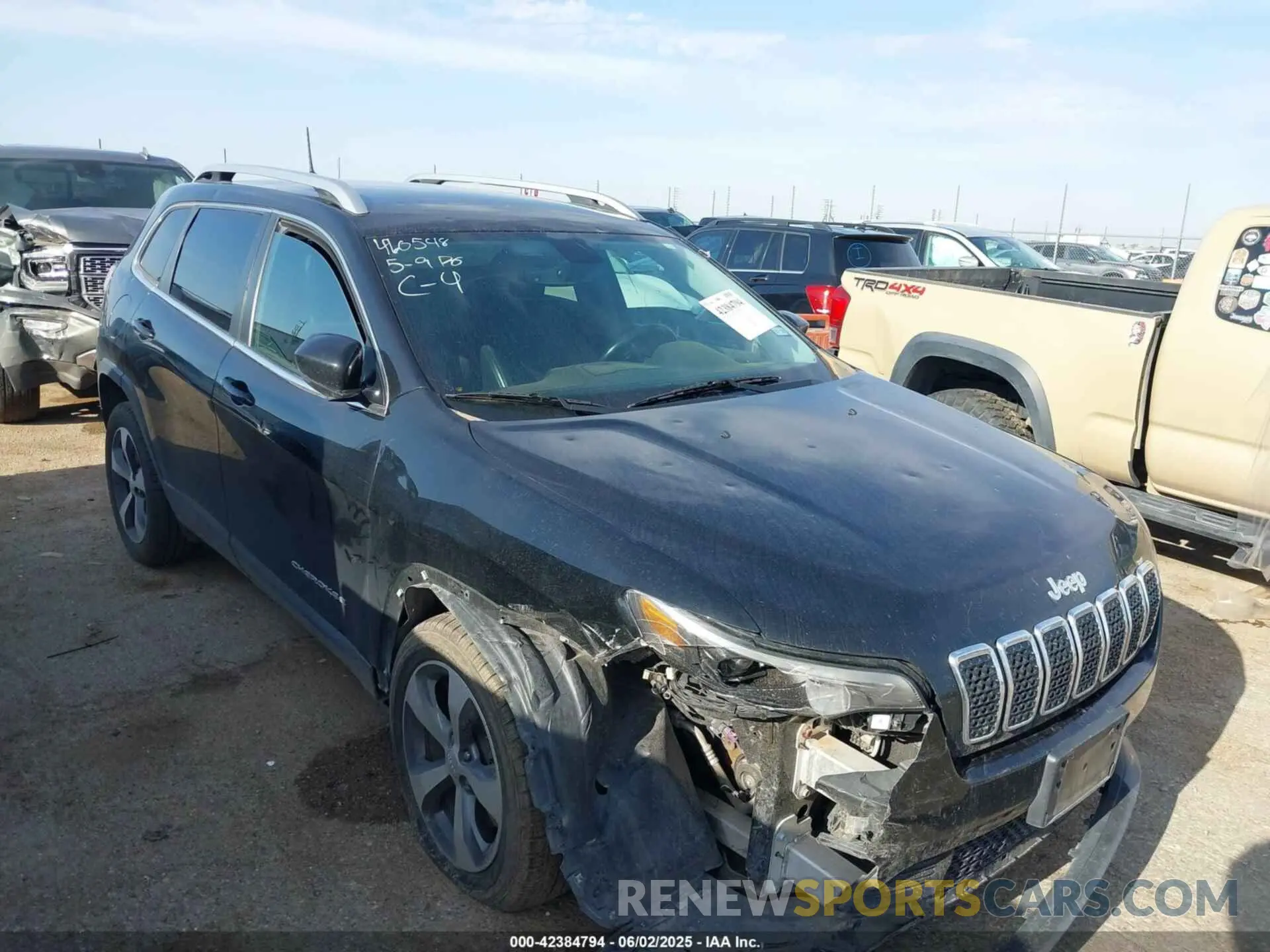 1 Photograph of a damaged car 1C4PJLDB9LD610338 JEEP CHEROKEE 2020