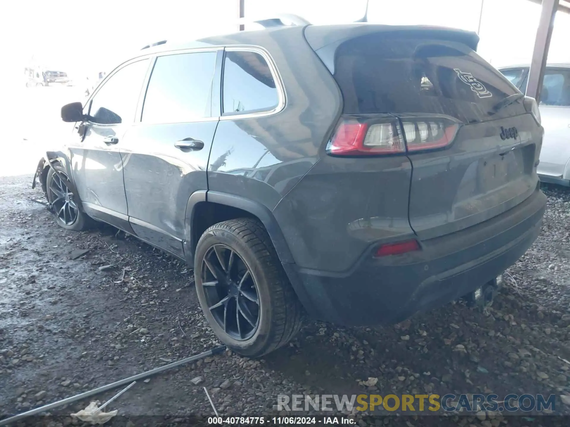 3 Photograph of a damaged car 1C4PJLLB1LD561220 JEEP CHEROKEE 2020