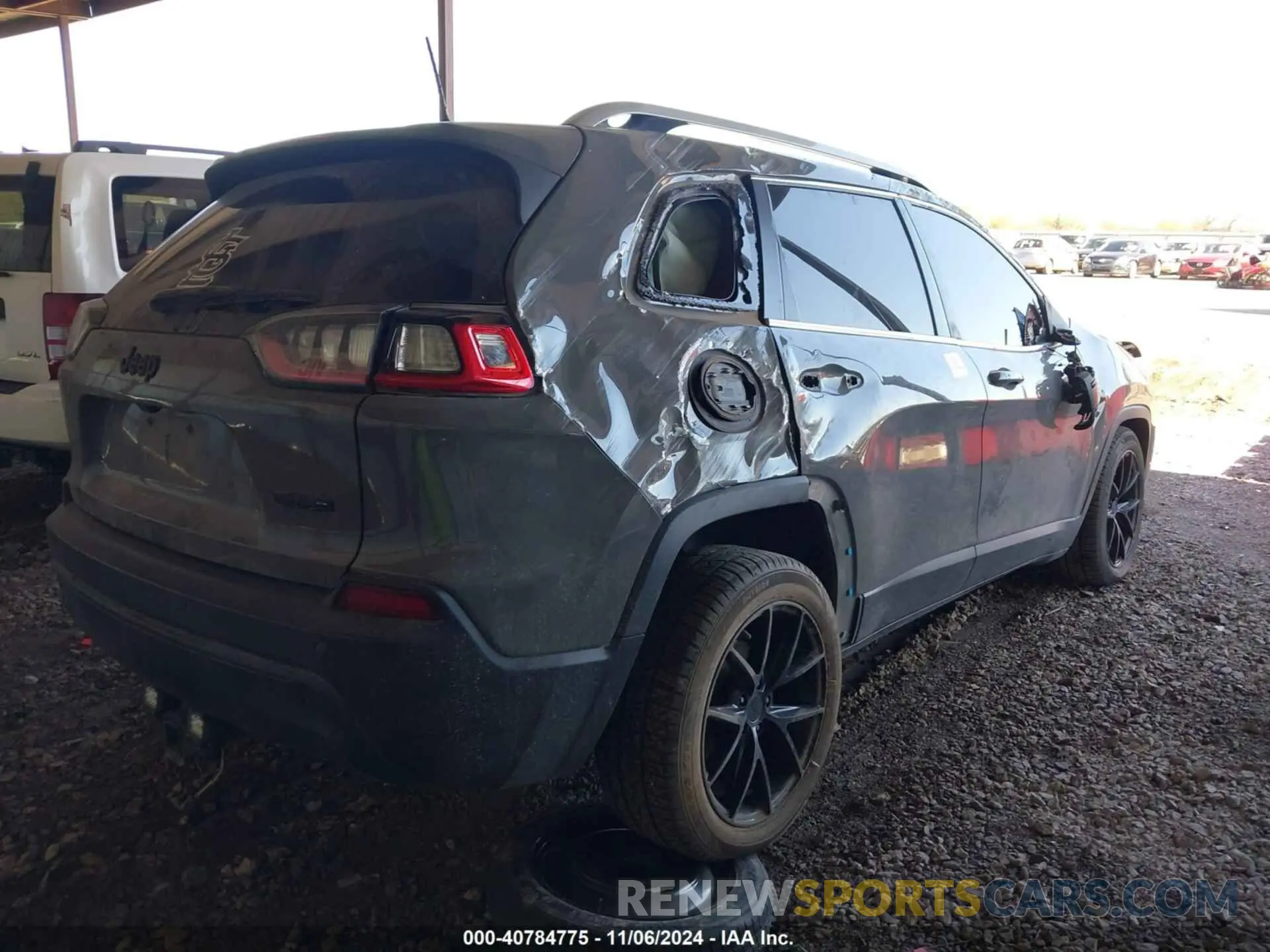 4 Photograph of a damaged car 1C4PJLLB1LD561220 JEEP CHEROKEE 2020