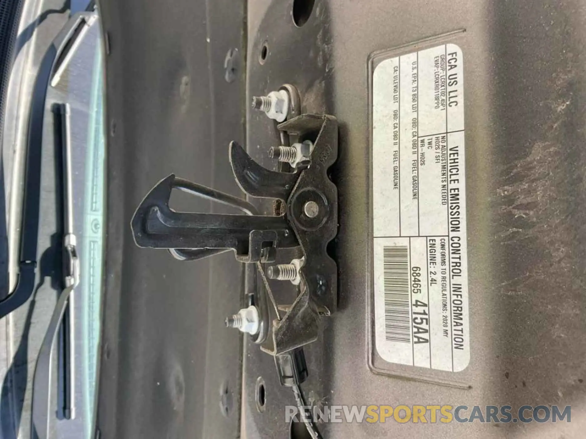 24 Photograph of a damaged car 1C4PJLLB3LD511466 JEEP CHEROKEE 2020