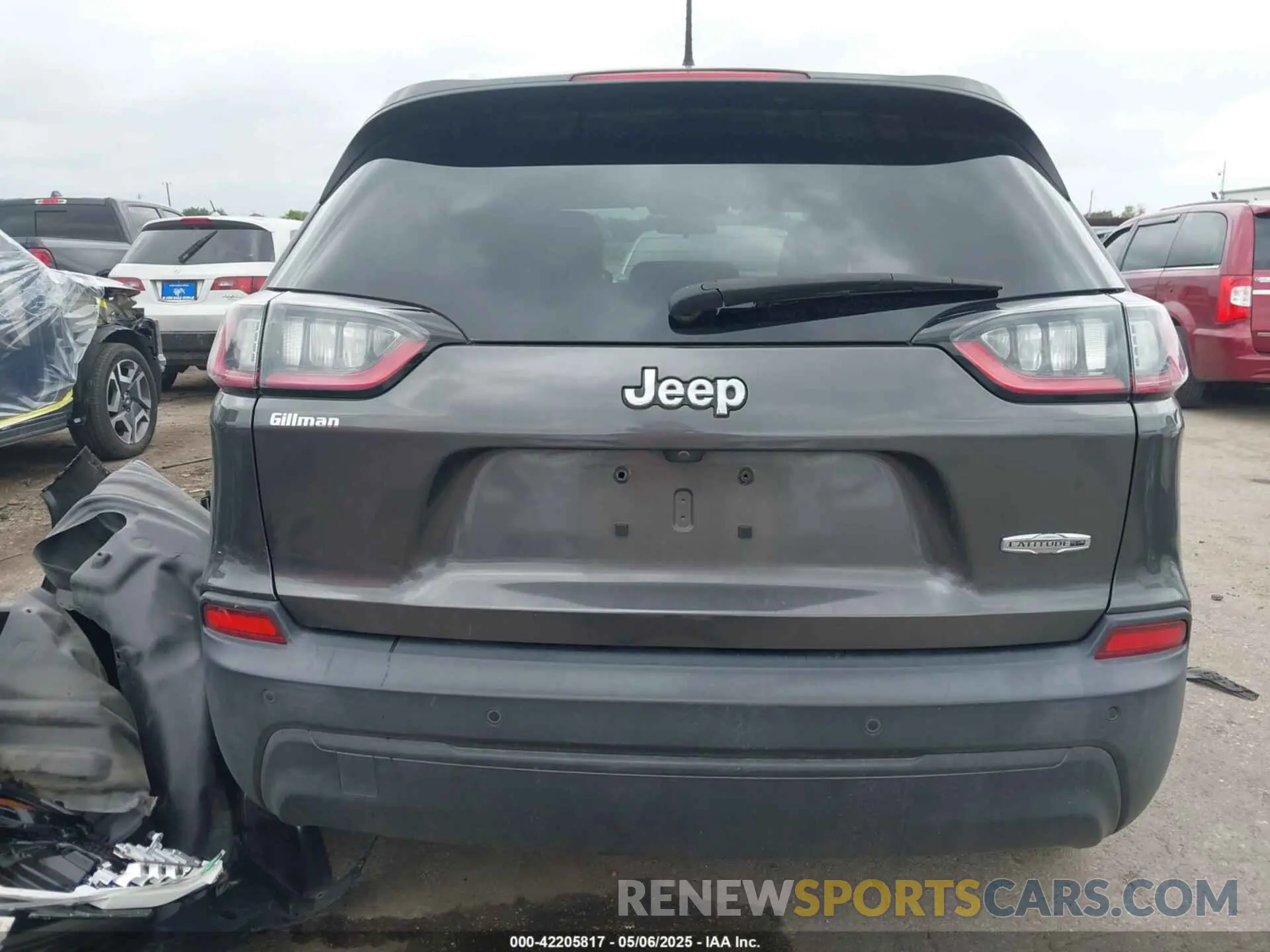 4 Photograph of a damaged car 1C4PJLLB6LD525541 JEEP CHEROKEE 2020
