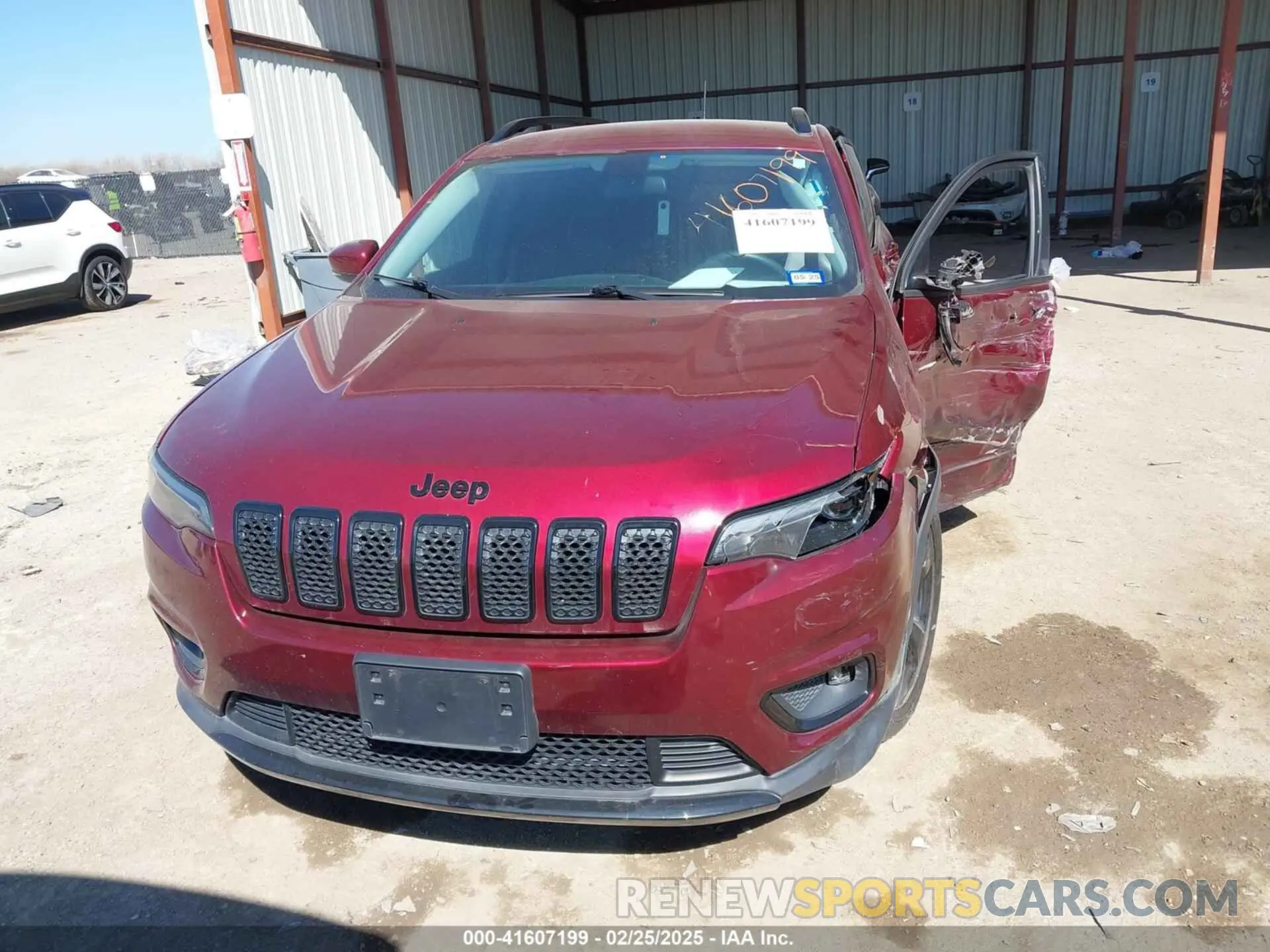11 Photograph of a damaged car 1C4PJLLB7LD561240 JEEP CHEROKEE 2020