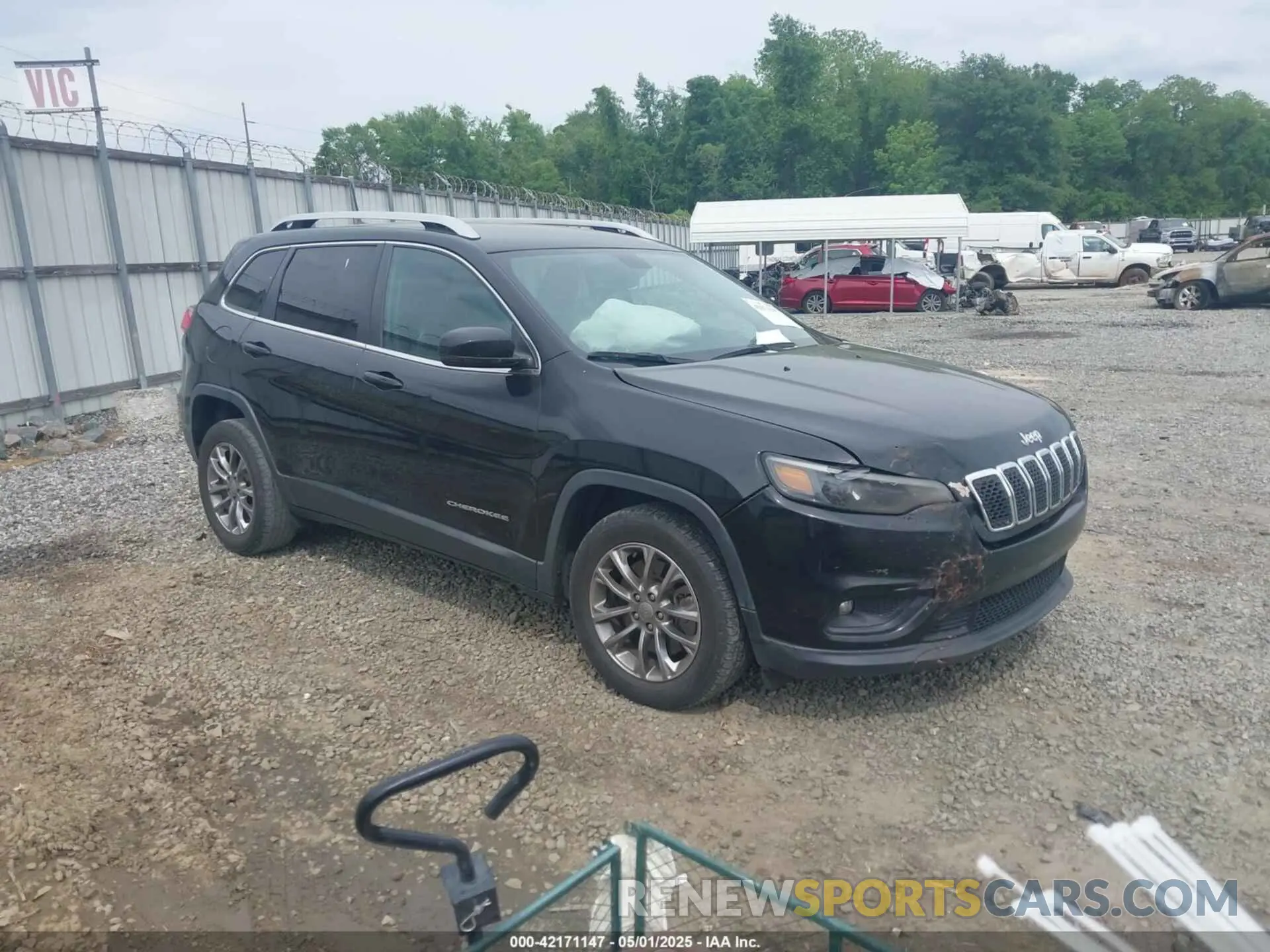 1 Photograph of a damaged car 1C4PJLLB9LD503369 JEEP CHEROKEE 2020