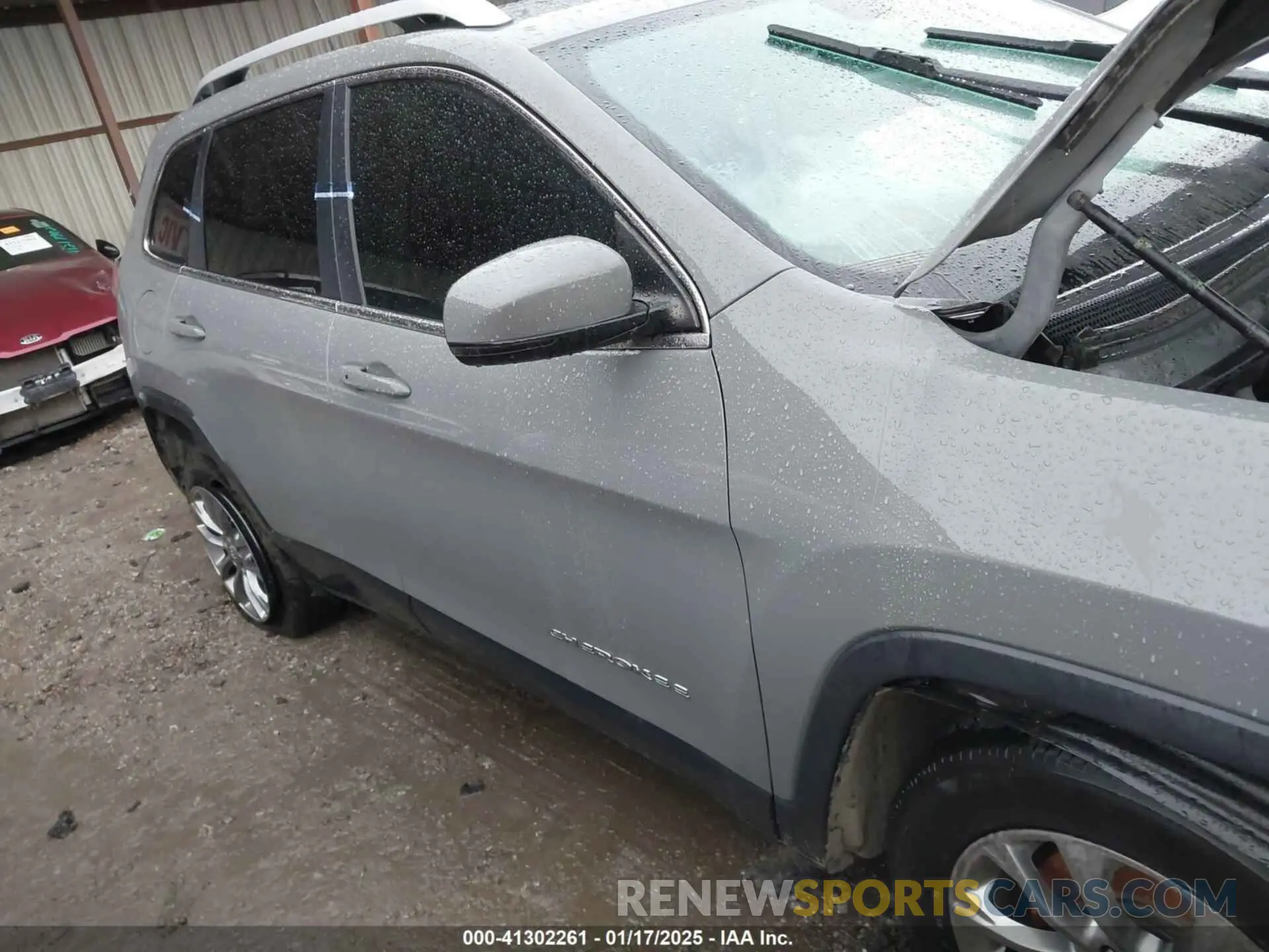 13 Photograph of a damaged car 1C4PJLLB9LD514713 JEEP CHEROKEE 2020