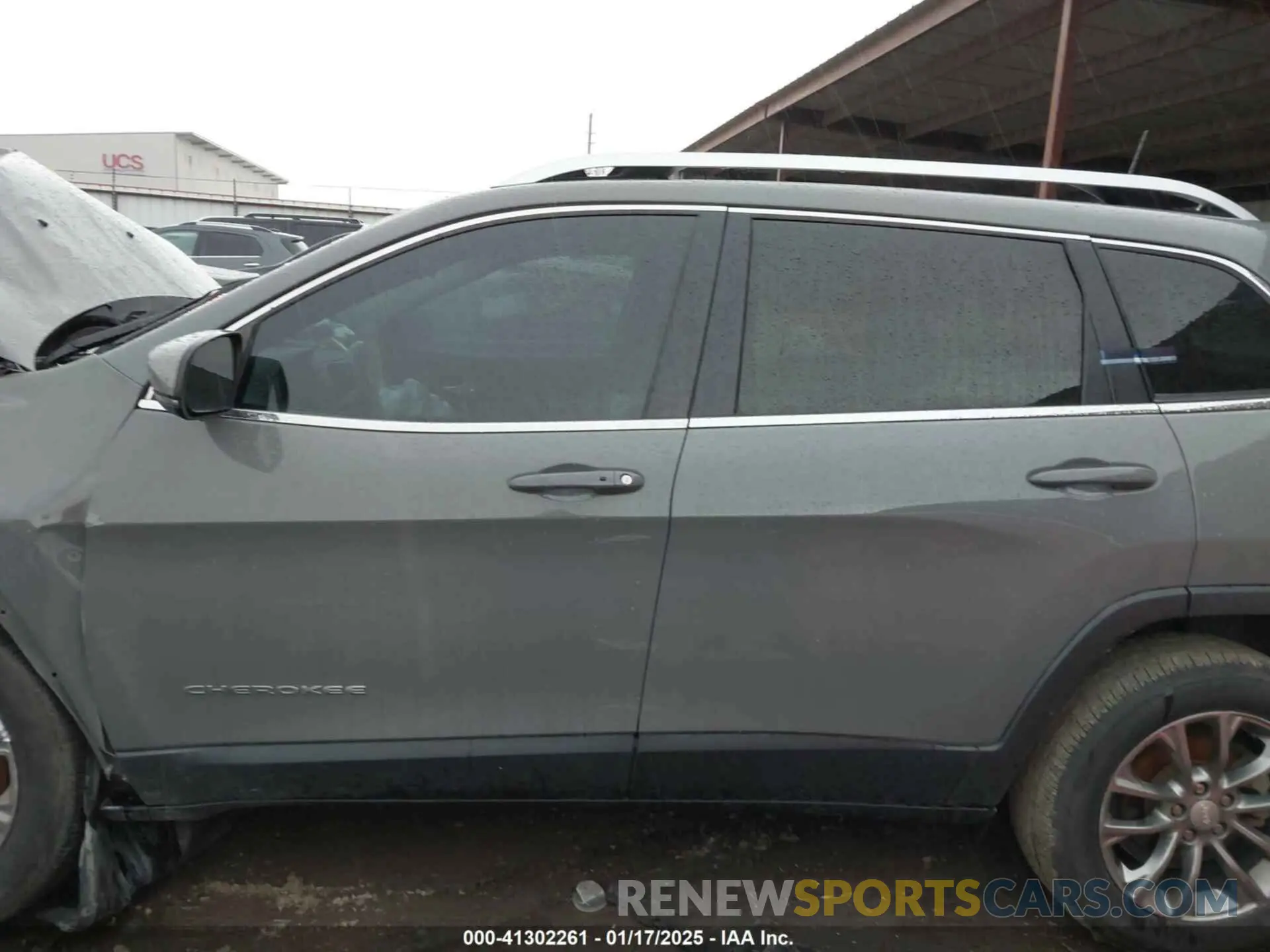 14 Photograph of a damaged car 1C4PJLLB9LD514713 JEEP CHEROKEE 2020