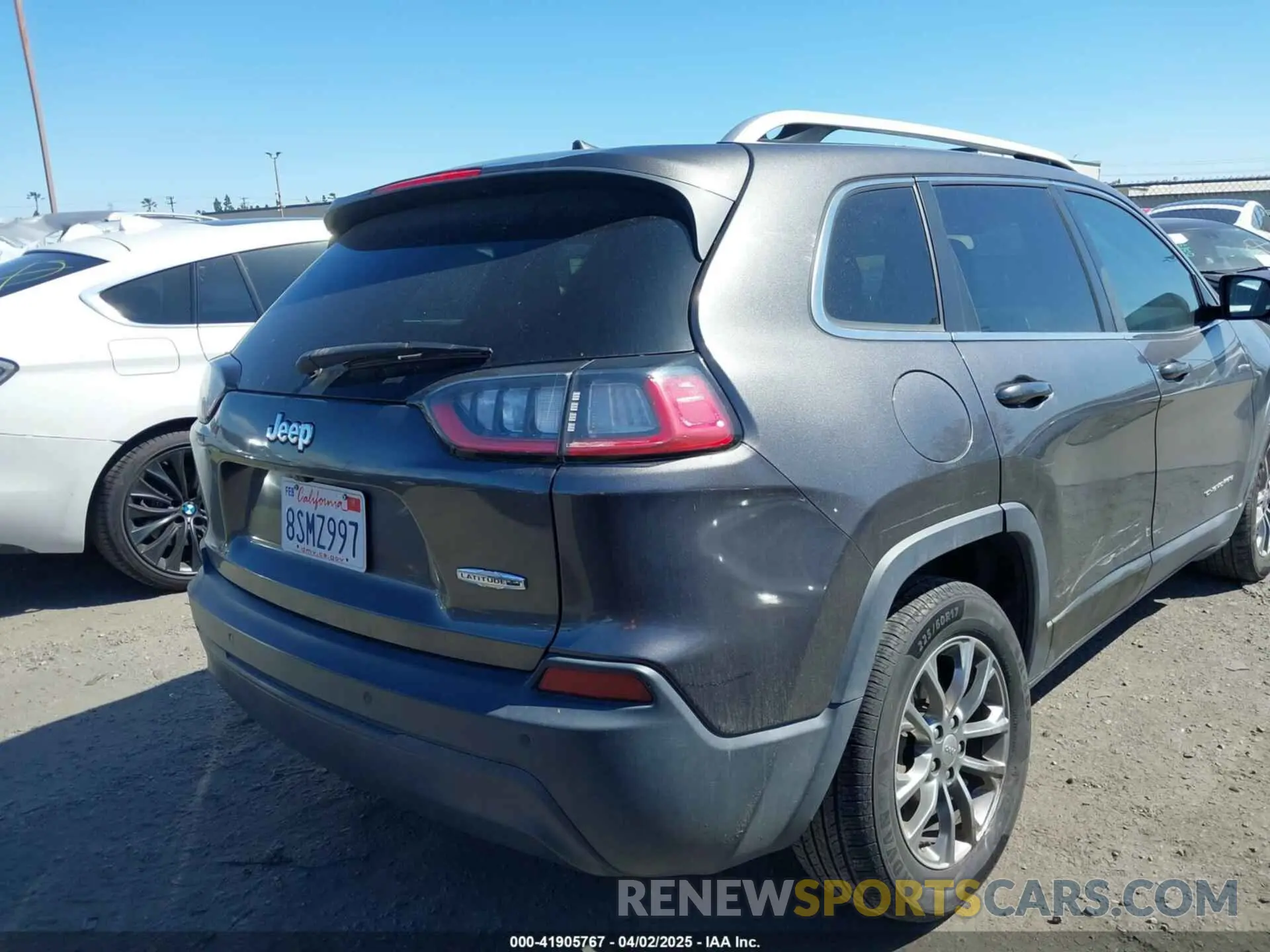 4 Photograph of a damaged car 1C4PJLLB9LD605920 JEEP CHEROKEE 2020