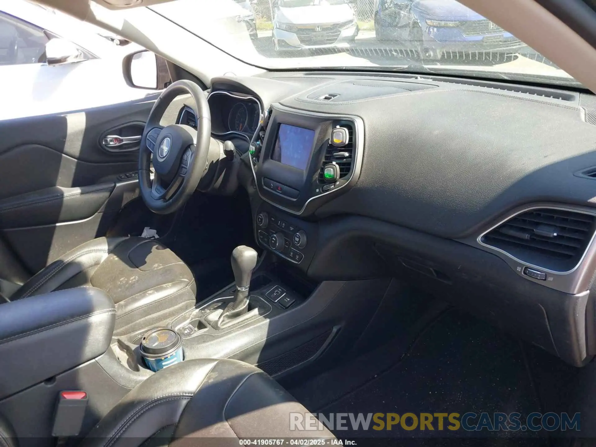 5 Photograph of a damaged car 1C4PJLLB9LD605920 JEEP CHEROKEE 2020