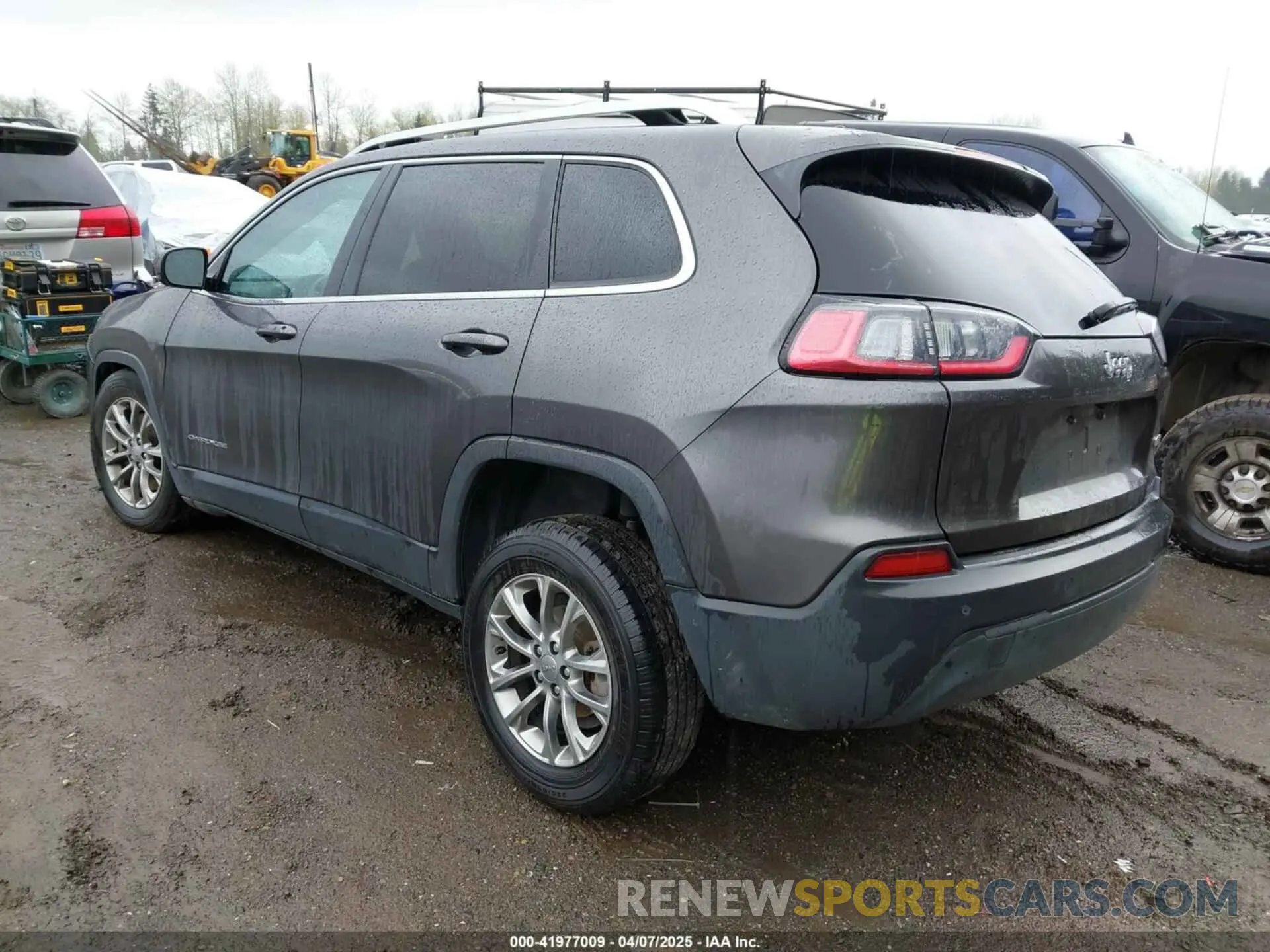 3 Photograph of a damaged car 1C4PJLLB9LD657063 JEEP CHEROKEE 2020