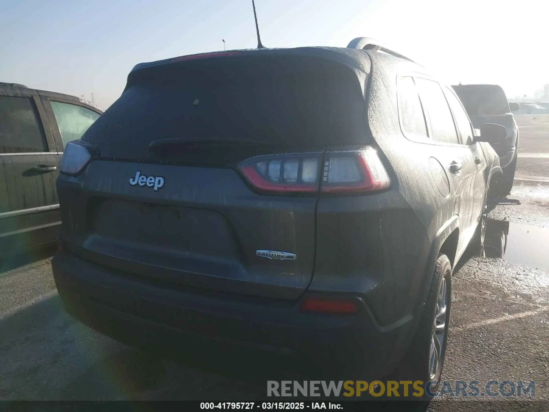 16 Photograph of a damaged car 1C4PJLLBXLD561393 JEEP CHEROKEE 2020
