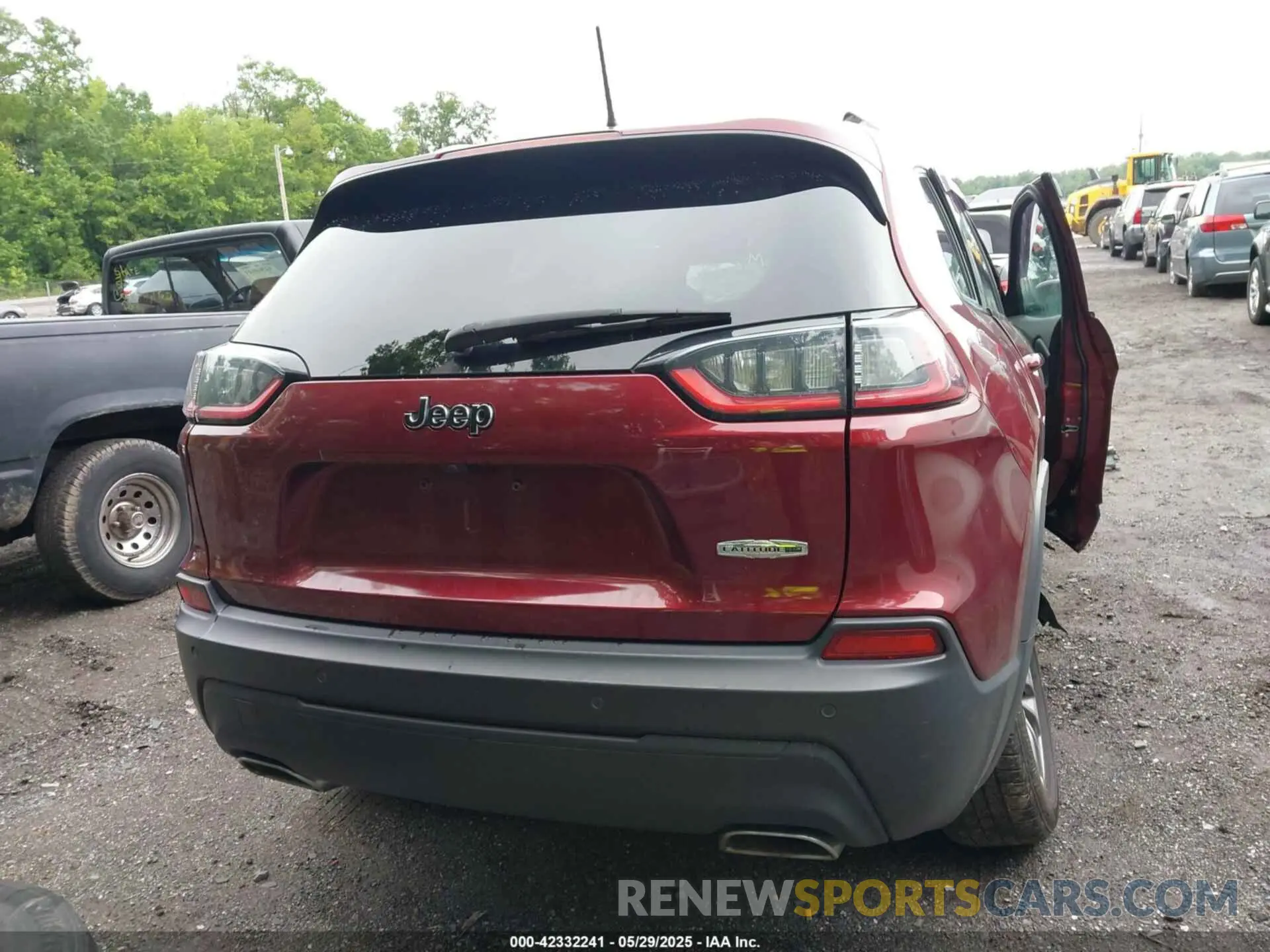 15 Photograph of a damaged car 1C4PJLLX1LD522039 JEEP CHEROKEE 2020