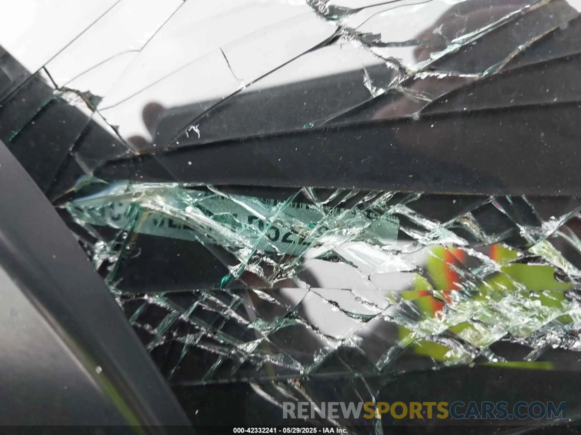 9 Photograph of a damaged car 1C4PJLLX1LD522039 JEEP CHEROKEE 2020