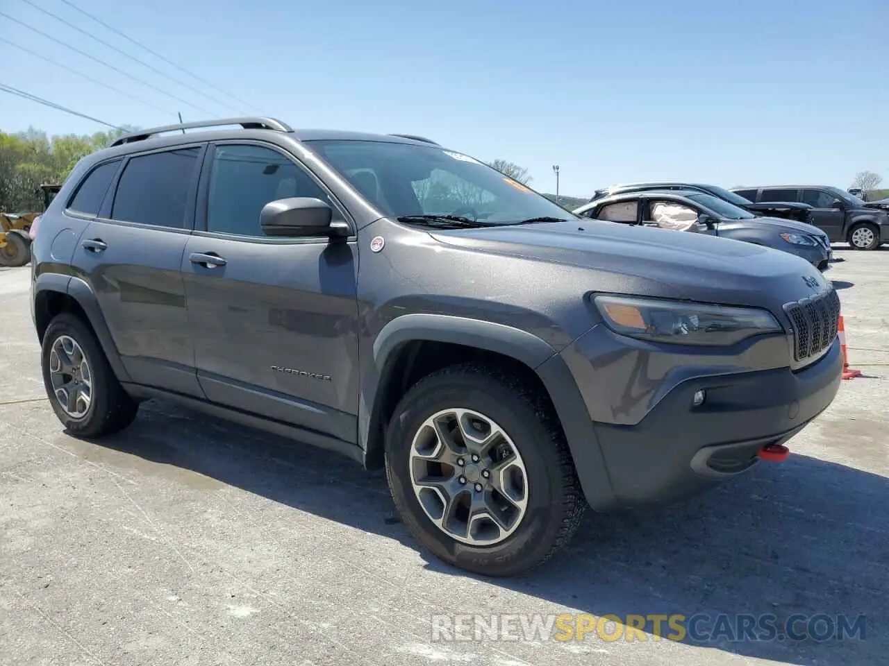 4 Photograph of a damaged car 1C4PJMBN4LD546969 JEEP CHEROKEE 2020