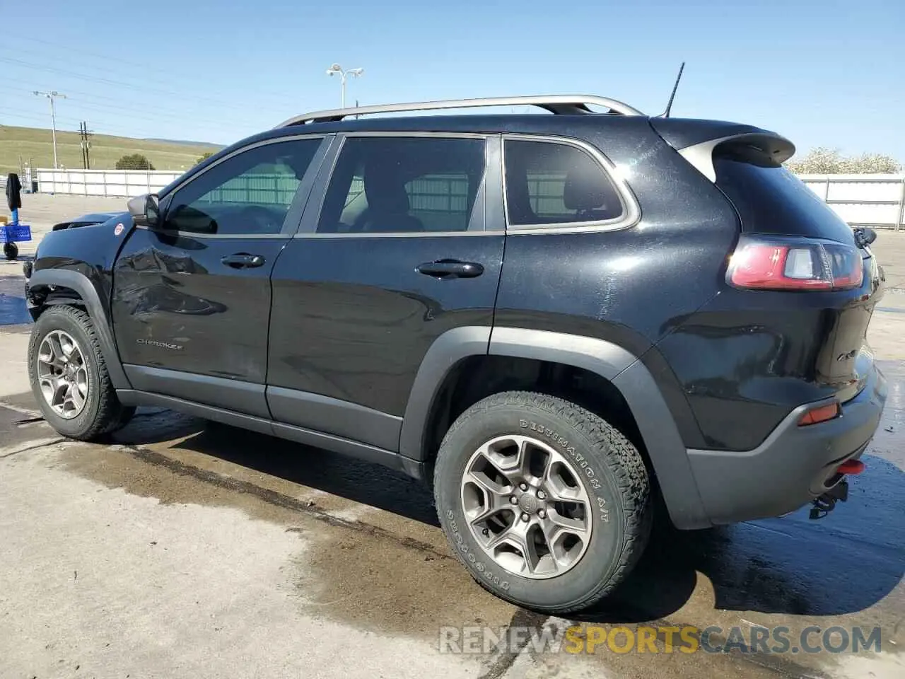 2 Photograph of a damaged car 1C4PJMBN8LD607854 JEEP CHEROKEE 2020