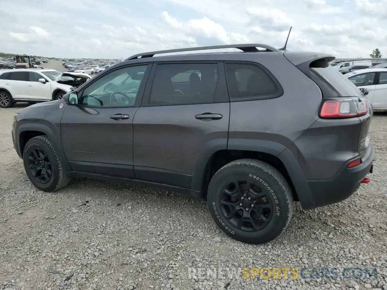 2 Photograph of a damaged car 1C4PJMBNXLD549505 JEEP CHEROKEE 2020
