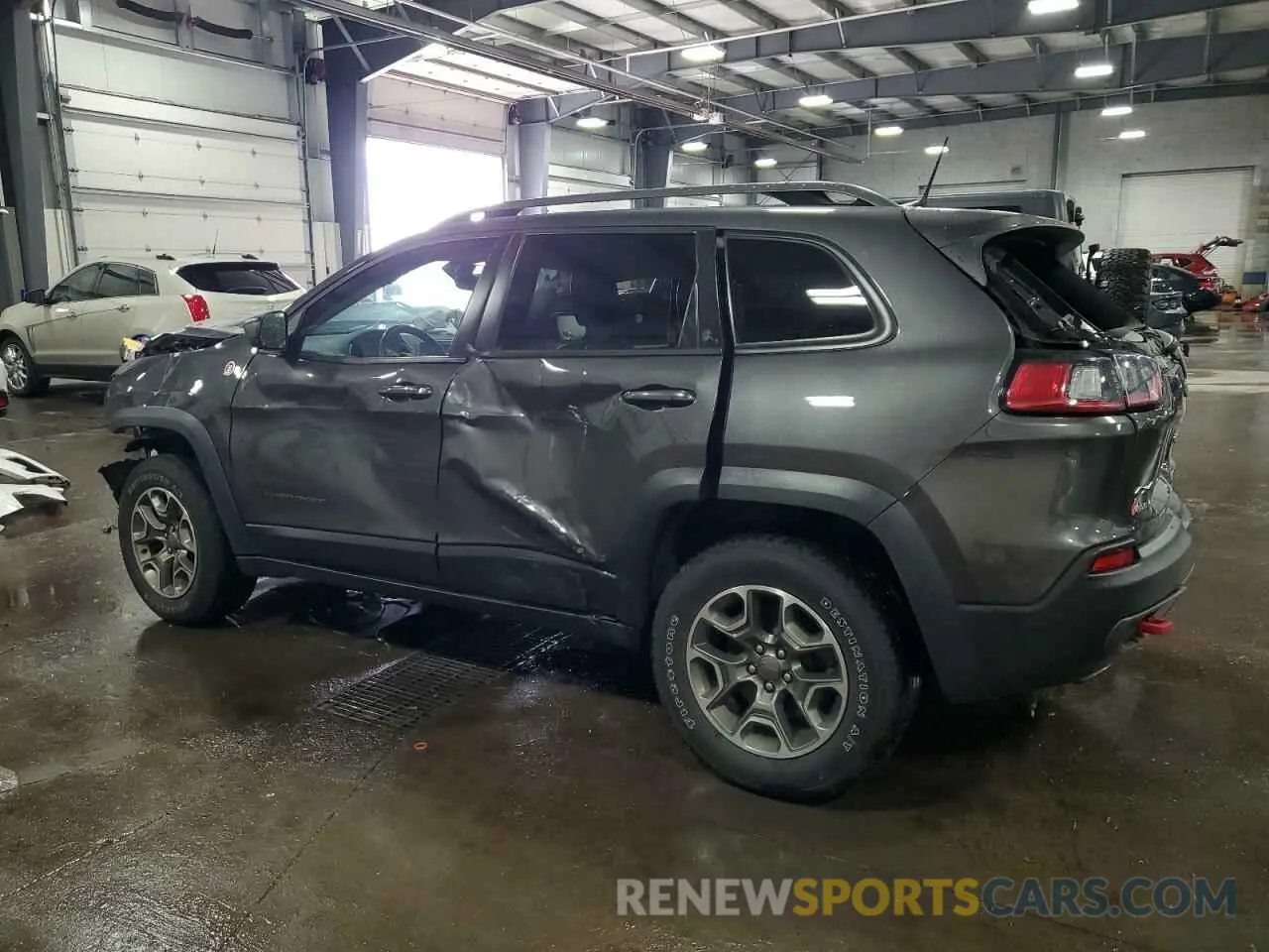 2 Photograph of a damaged car 1C4PJMBX0LD554522 JEEP CHEROKEE 2020