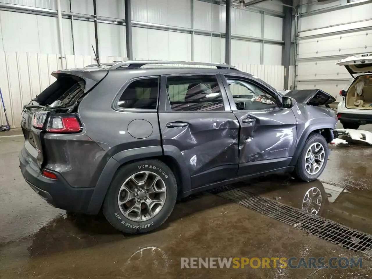 3 Photograph of a damaged car 1C4PJMBX0LD554522 JEEP CHEROKEE 2020