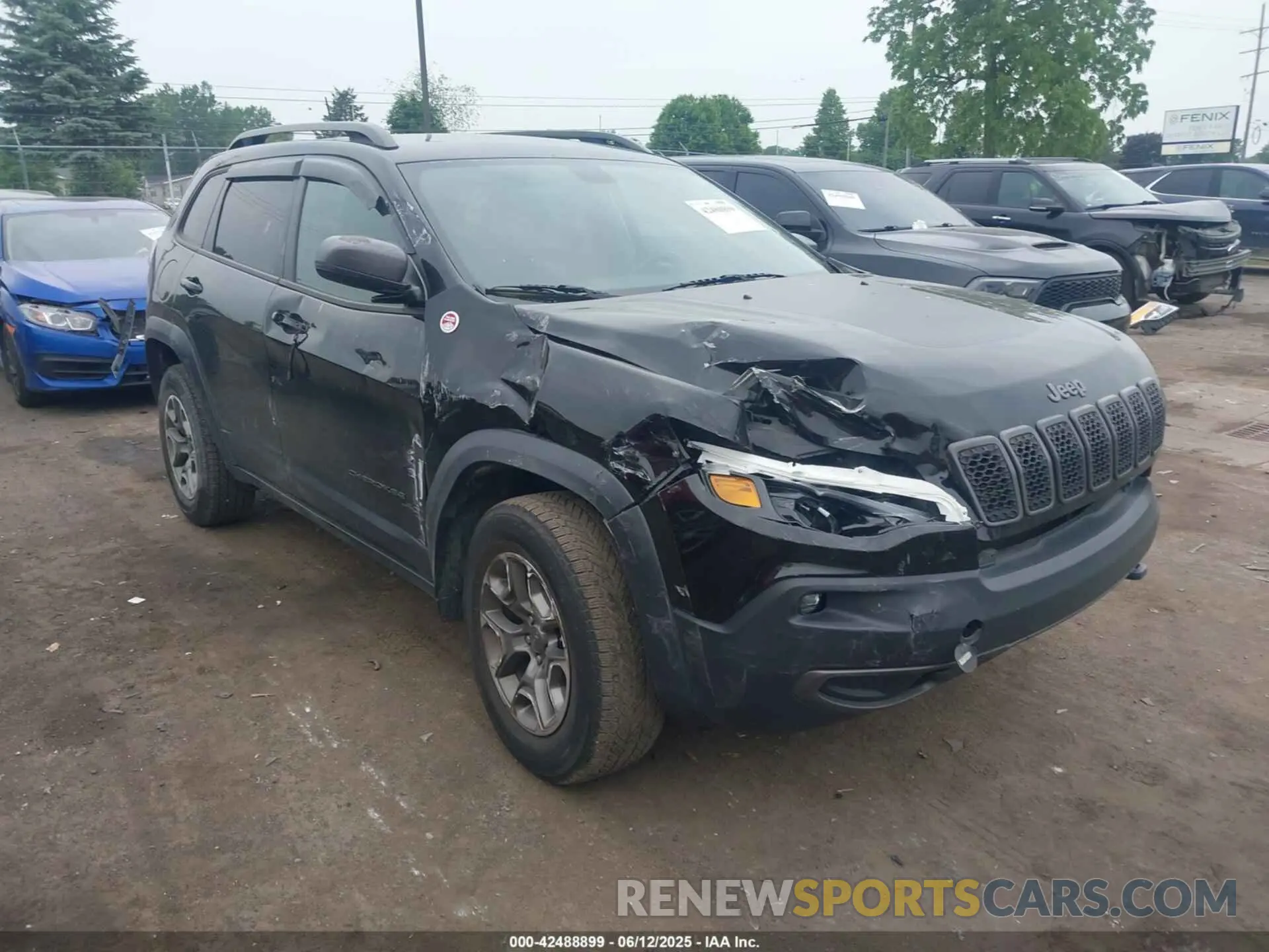 1 Photograph of a damaged car 1C4PJMBX0LD591845 JEEP CHEROKEE 2020