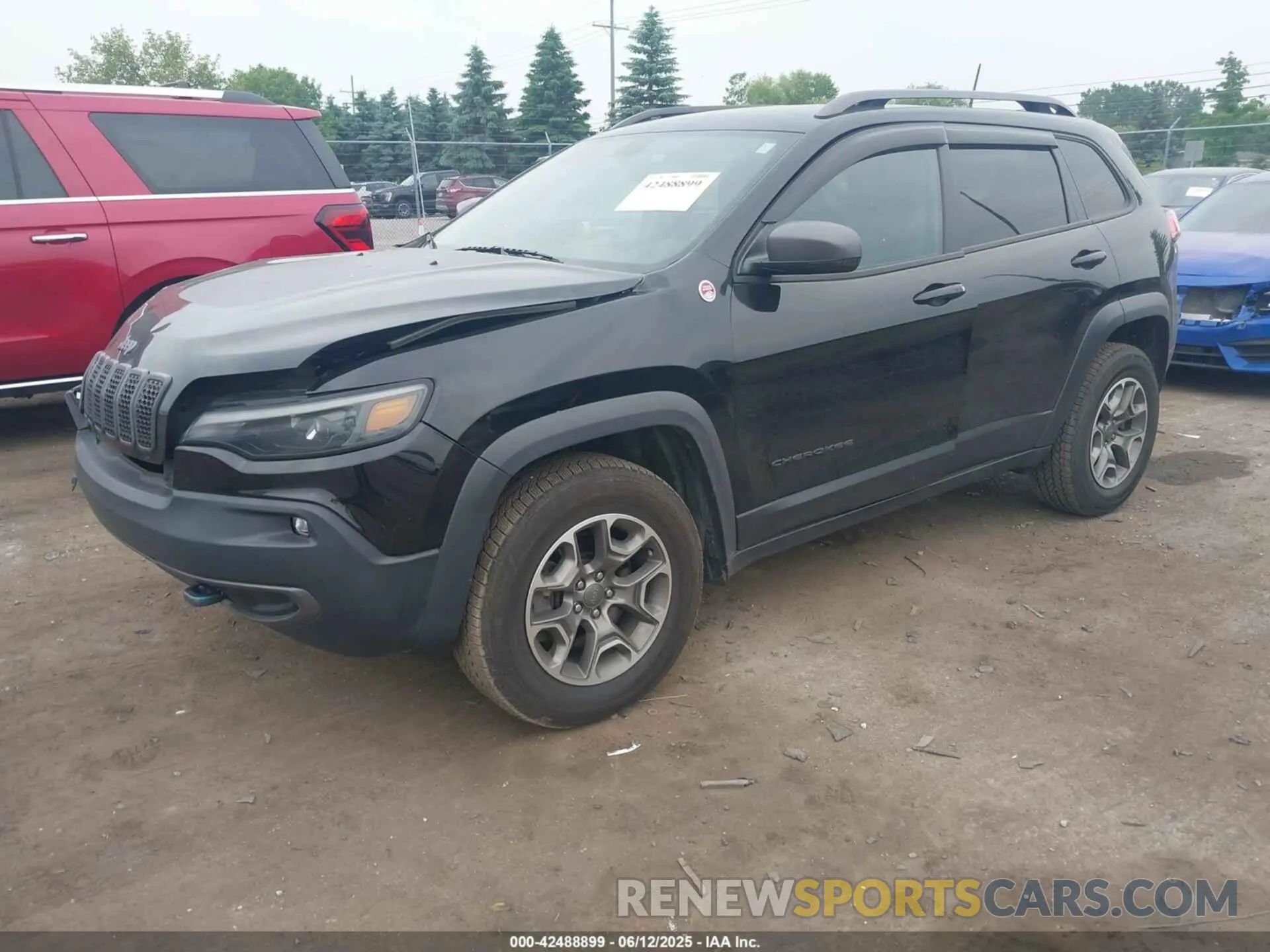 2 Photograph of a damaged car 1C4PJMBX0LD591845 JEEP CHEROKEE 2020