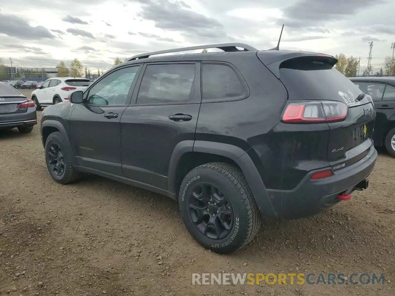 2 Photograph of a damaged car 1C4PJMBX0LD628022 JEEP CHEROKEE 2020
