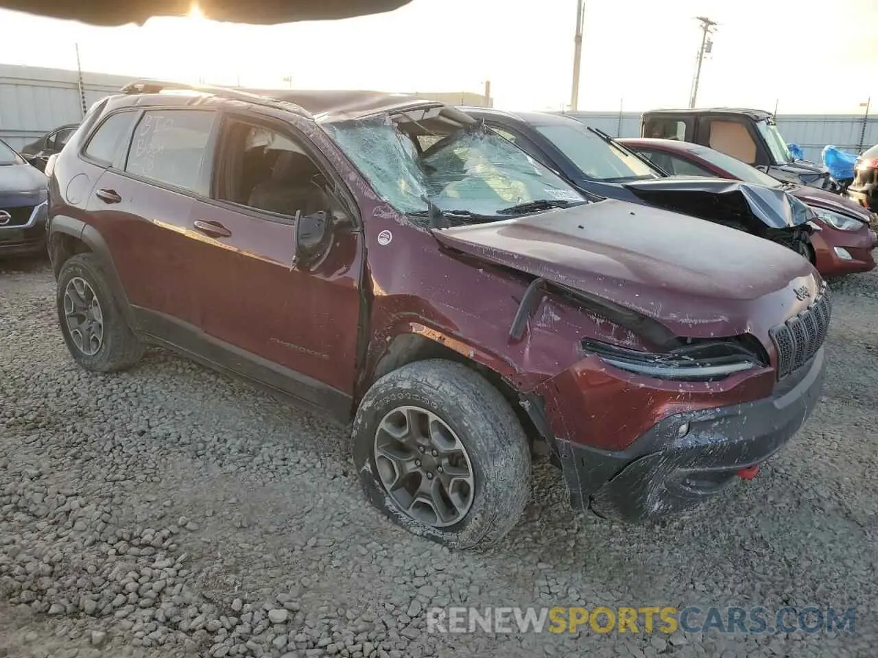 4 Photograph of a damaged car 1C4PJMBX1LD500971 JEEP CHEROKEE 2020