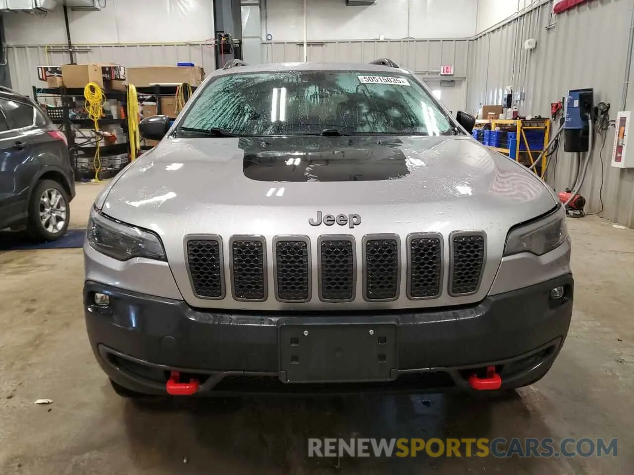 5 Photograph of a damaged car 1C4PJMBX1LD532562 JEEP CHEROKEE 2020