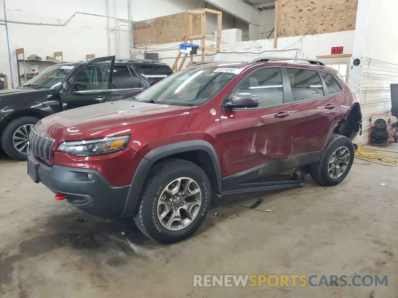 1 Photograph of a damaged car 1C4PJMBX2LD587988 JEEP CHEROKEE 2020