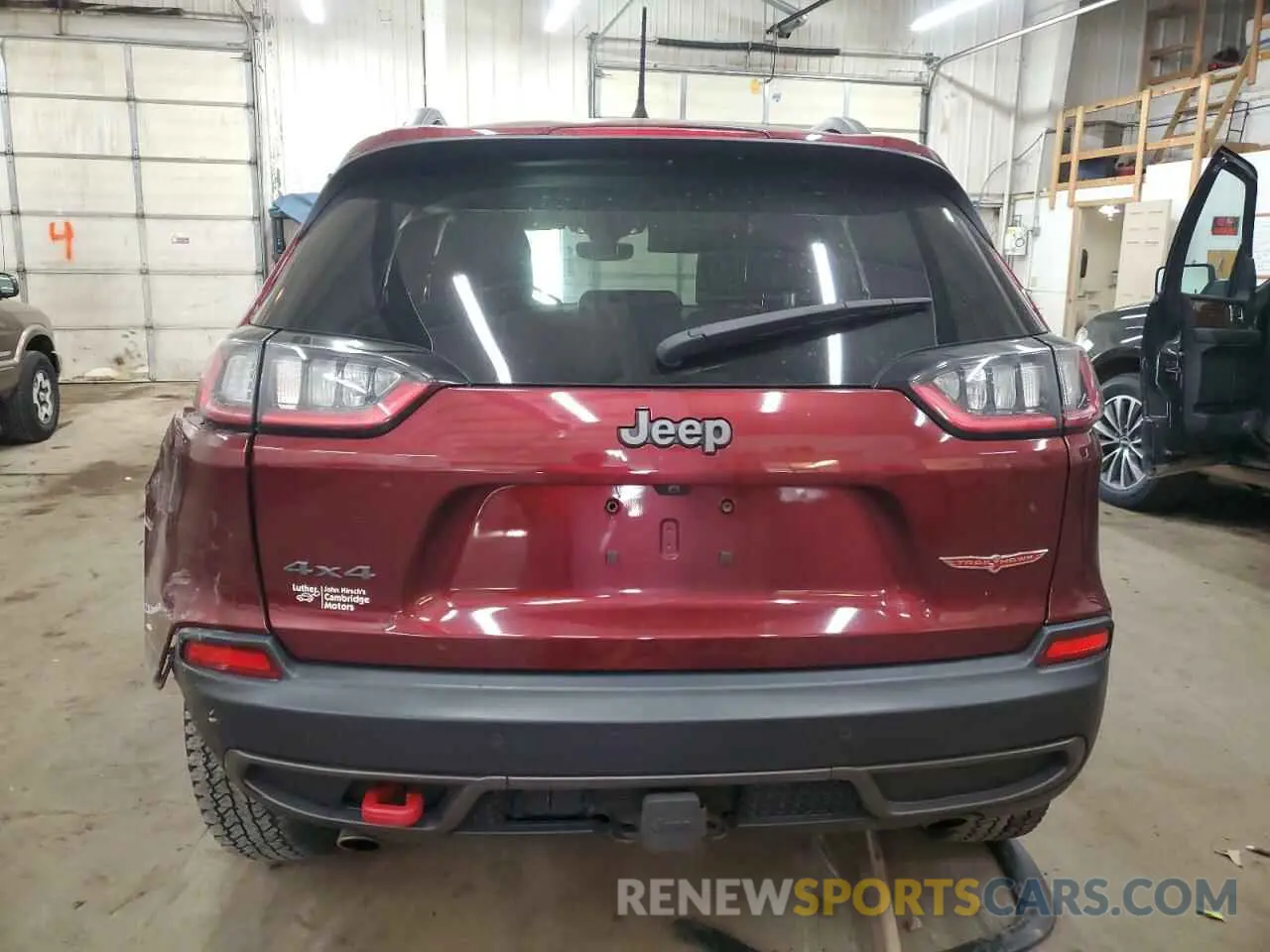 6 Photograph of a damaged car 1C4PJMBX2LD587988 JEEP CHEROKEE 2020
