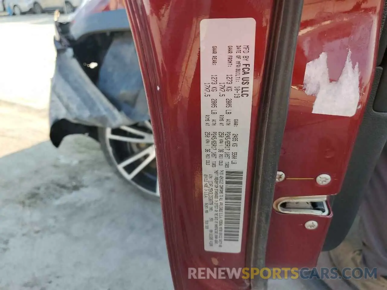 15 Photograph of a damaged car 1C4PJMBX3LD530778 JEEP CHEROKEE 2020