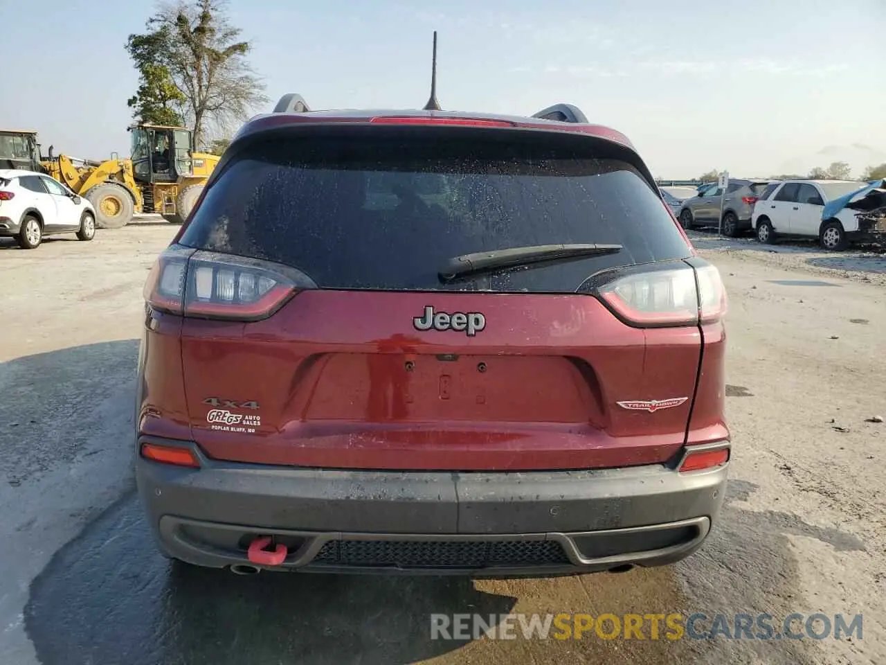 6 Photograph of a damaged car 1C4PJMBX3LD530778 JEEP CHEROKEE 2020