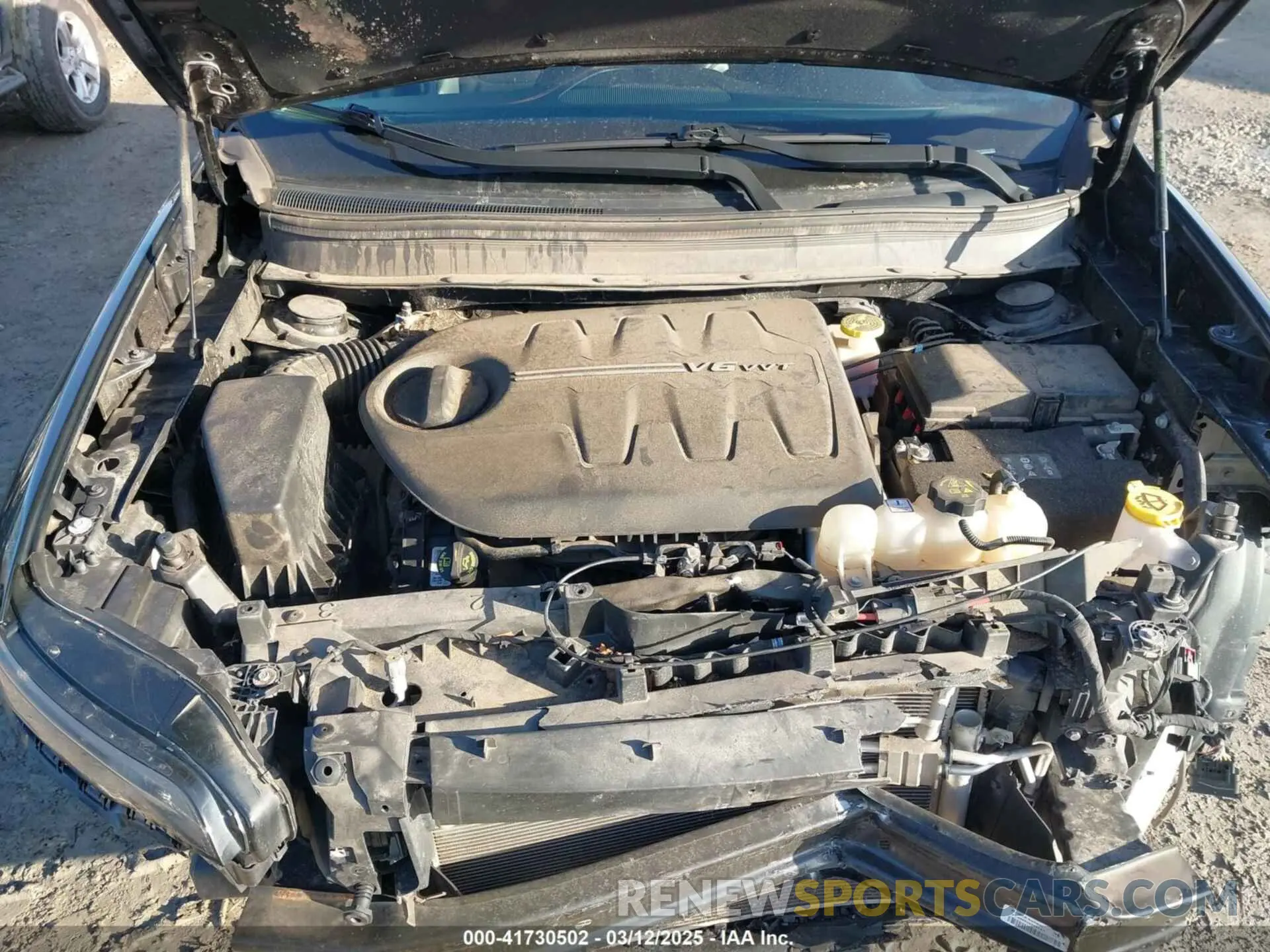 10 Photograph of a damaged car 1C4PJMBX5LD532516 JEEP CHEROKEE 2020