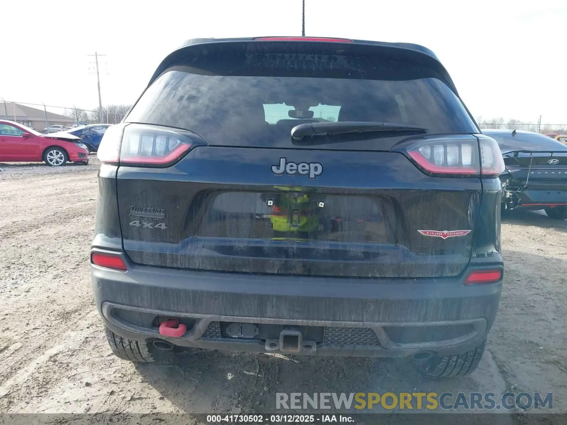16 Photograph of a damaged car 1C4PJMBX5LD532516 JEEP CHEROKEE 2020