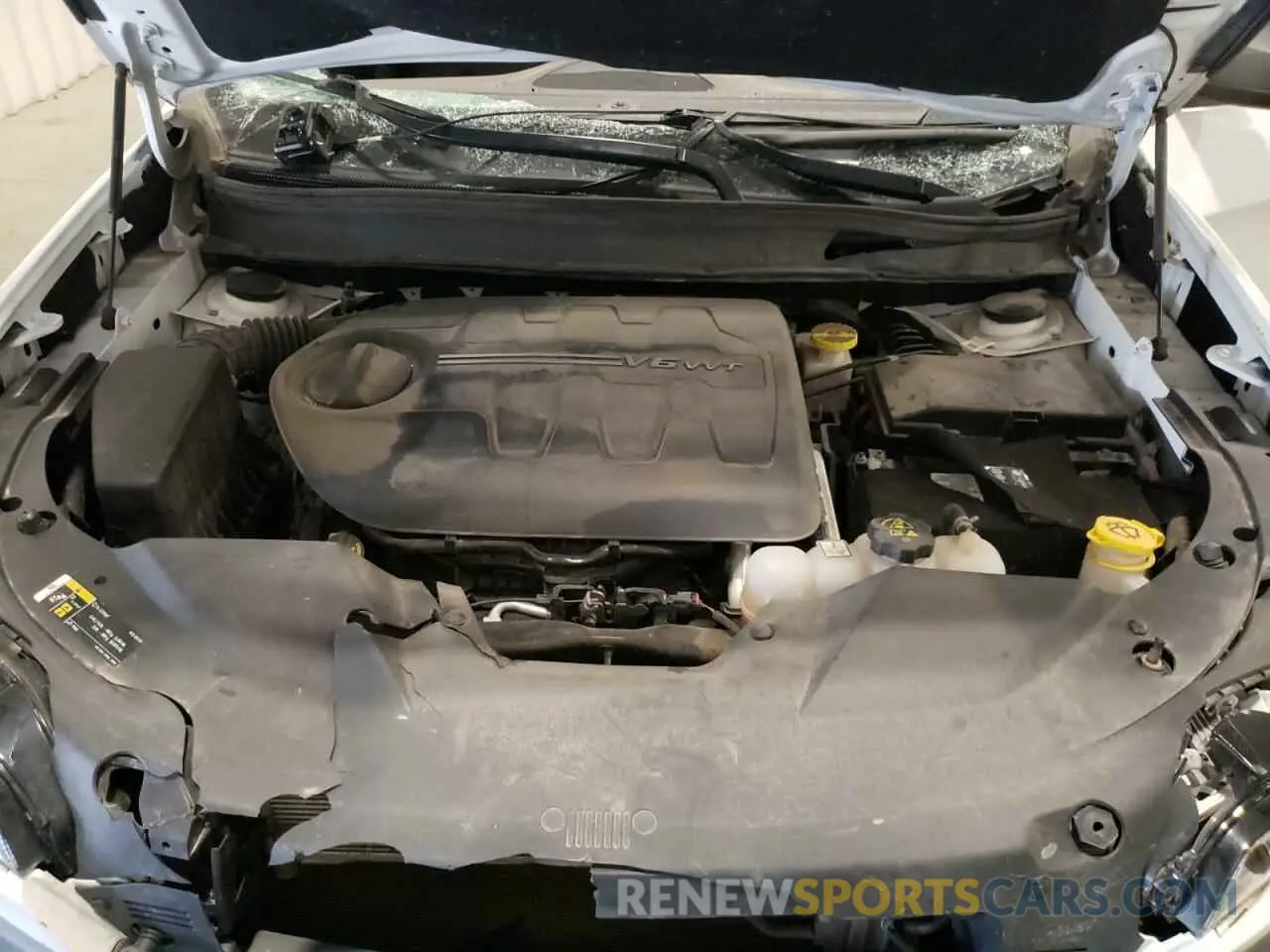 12 Photograph of a damaged car 1C4PJMBX5LD553785 JEEP CHEROKEE 2020