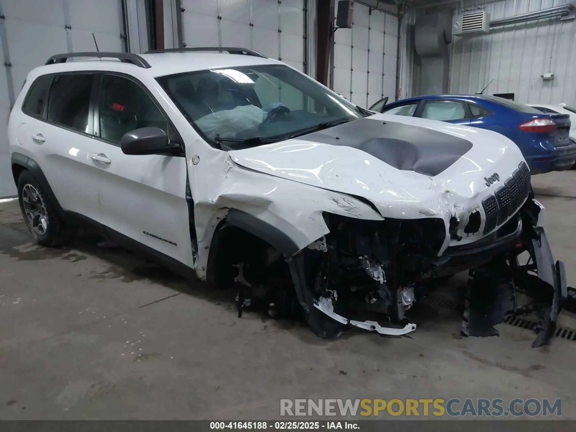 1 Photograph of a damaged car 1C4PJMBX6LD557344 JEEP CHEROKEE 2020