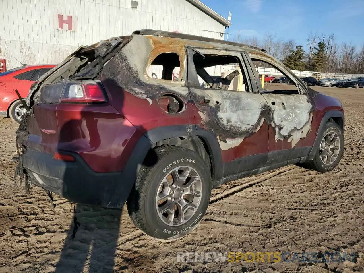 3 Photograph of a damaged car 1C4PJMBX6LD621799 JEEP CHEROKEE 2020