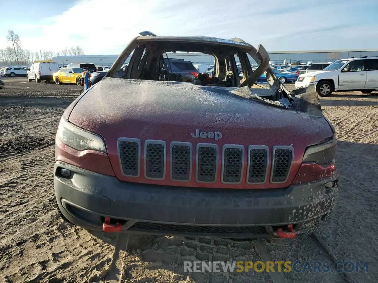5 Photograph of a damaged car 1C4PJMBX6LD621799 JEEP CHEROKEE 2020