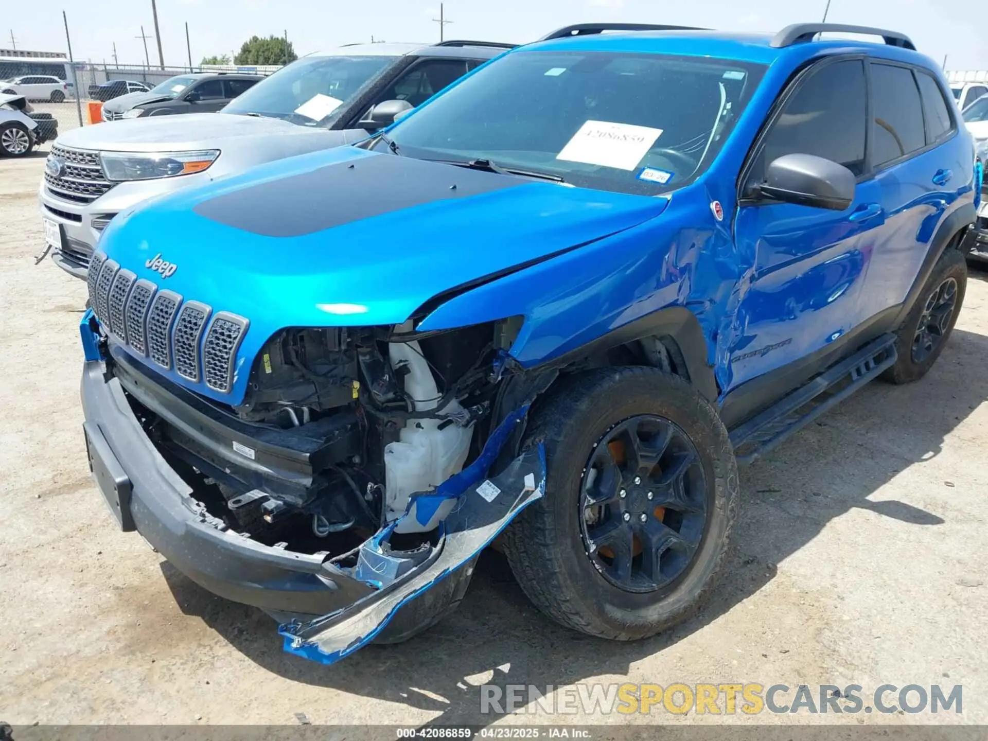 6 Photograph of a damaged car 1C4PJMBX7LD521355 JEEP CHEROKEE 2020