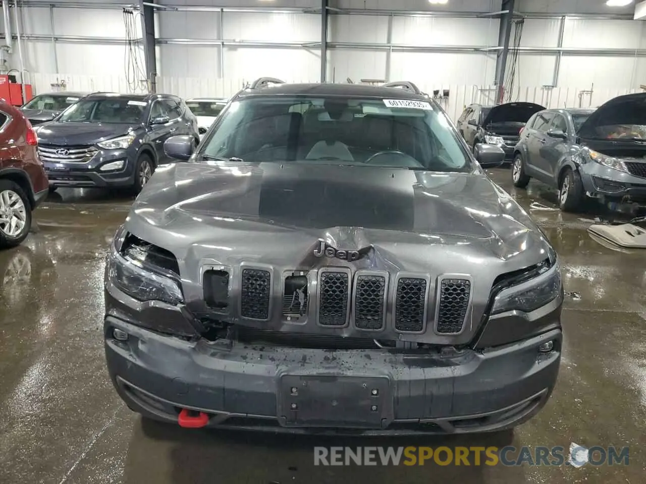 5 Photograph of a damaged car 1C4PJMBX9LD582951 JEEP CHEROKEE 2020