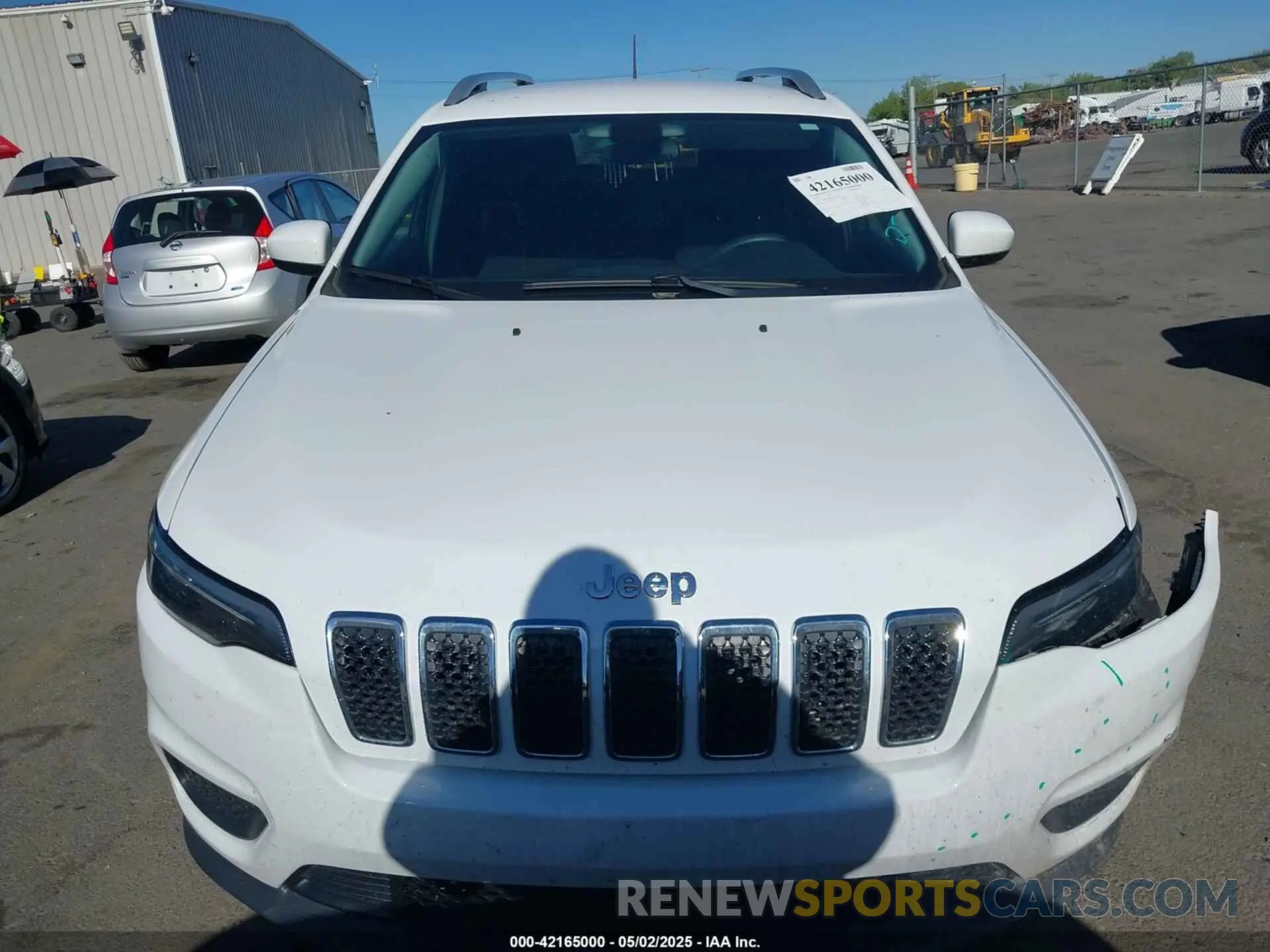 12 Photograph of a damaged car 1C4PJMCB0LD502665 JEEP CHEROKEE 2020
