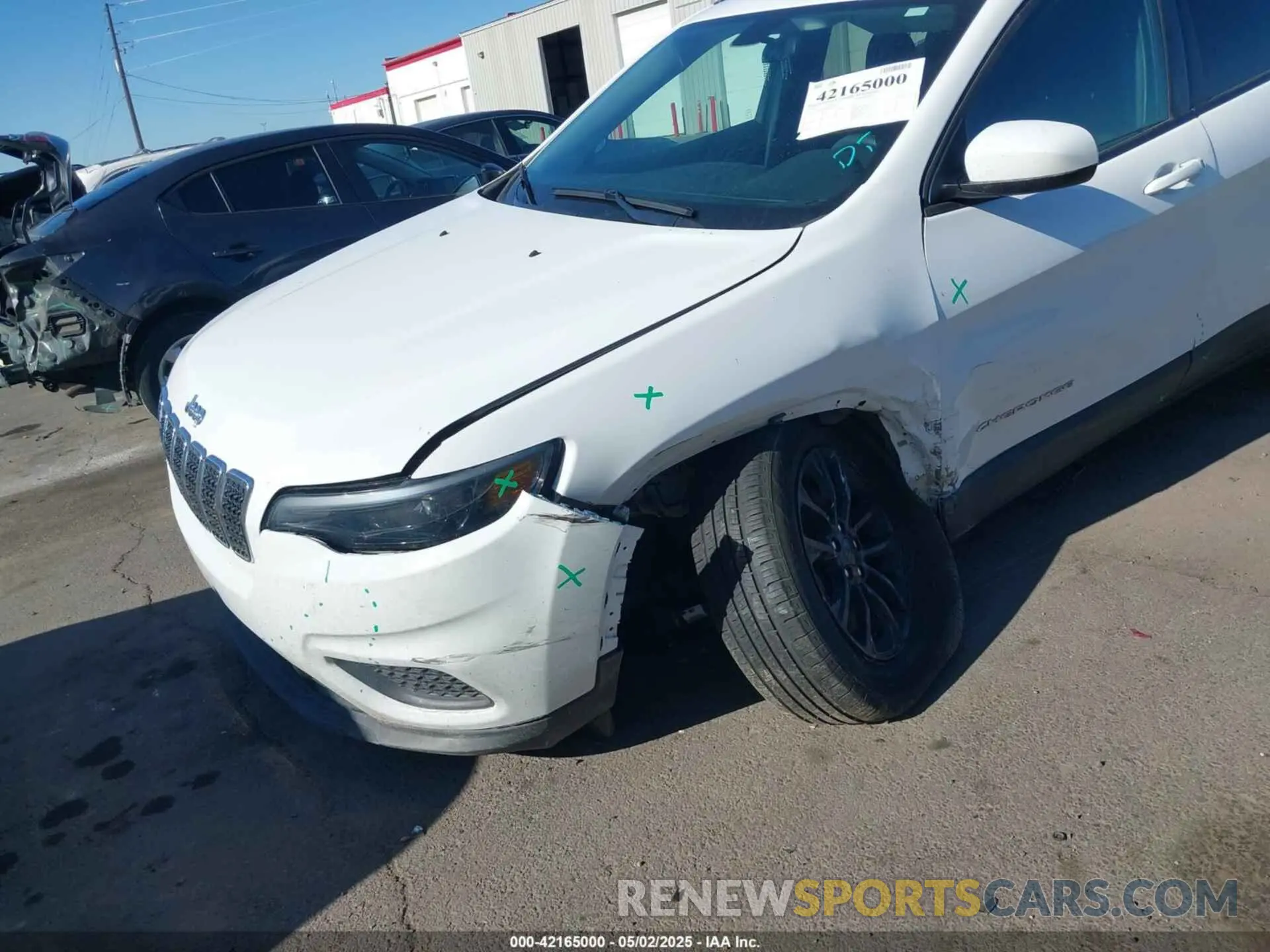 6 Photograph of a damaged car 1C4PJMCB0LD502665 JEEP CHEROKEE 2020
