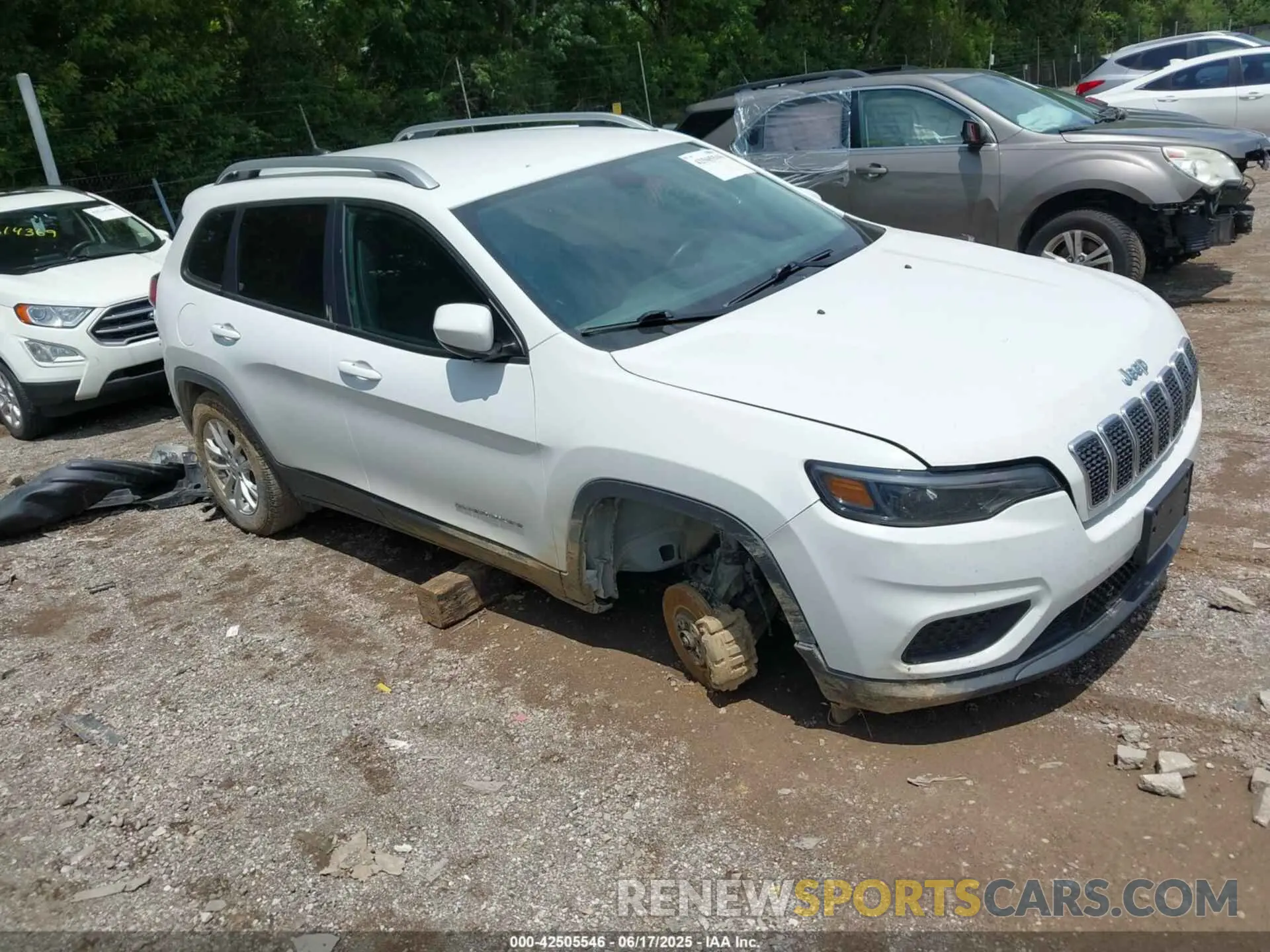 1 Photograph of a damaged car 1C4PJMCB2LD624797 JEEP CHEROKEE 2020