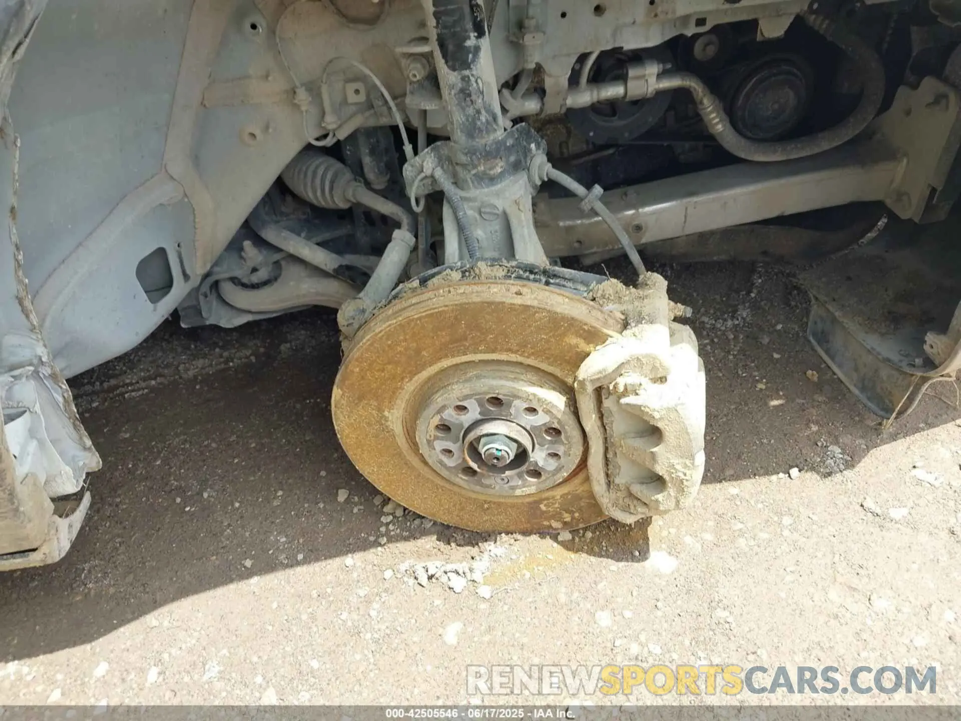 18 Photograph of a damaged car 1C4PJMCB2LD624797 JEEP CHEROKEE 2020