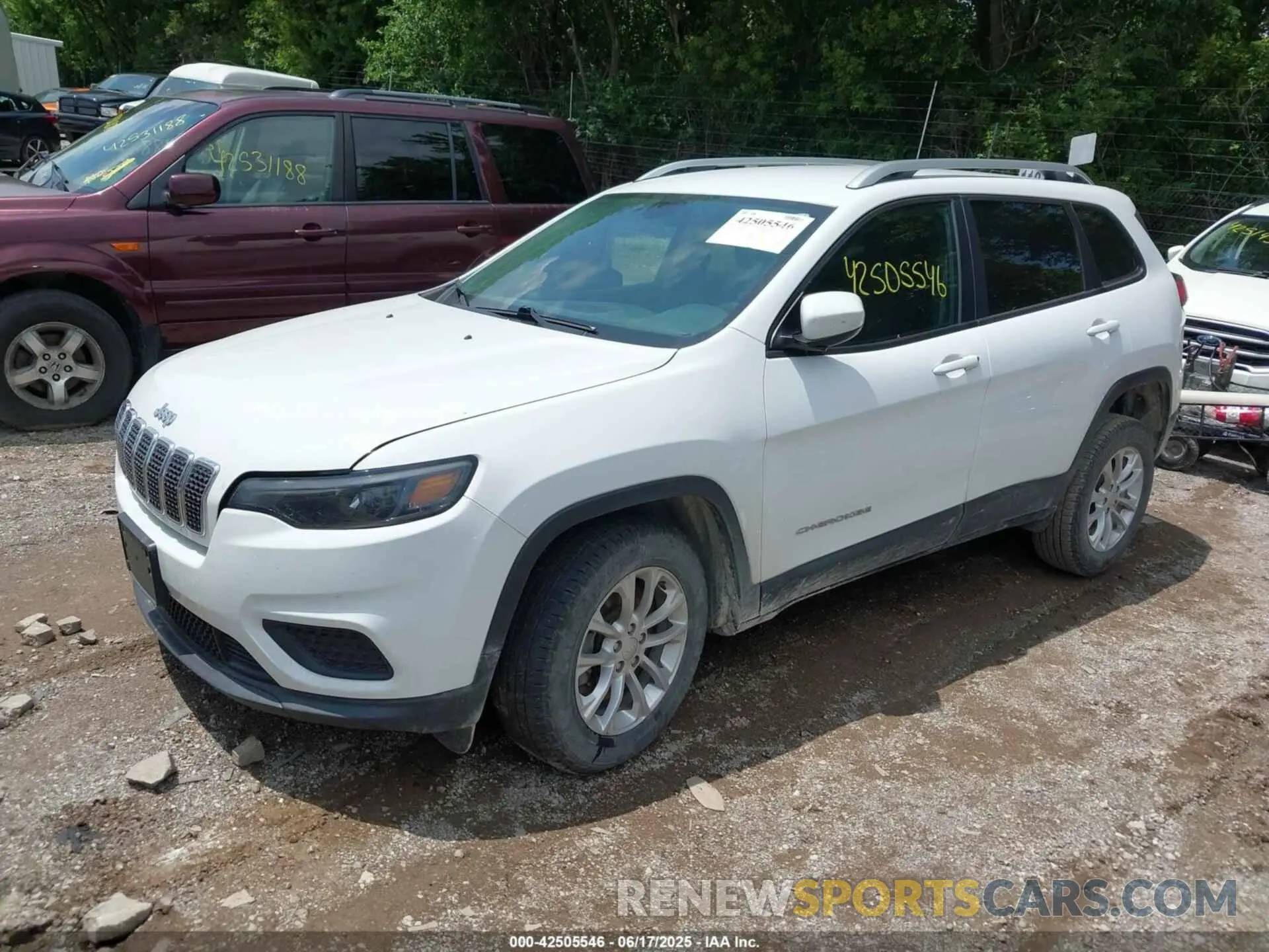 2 Photograph of a damaged car 1C4PJMCB2LD624797 JEEP CHEROKEE 2020