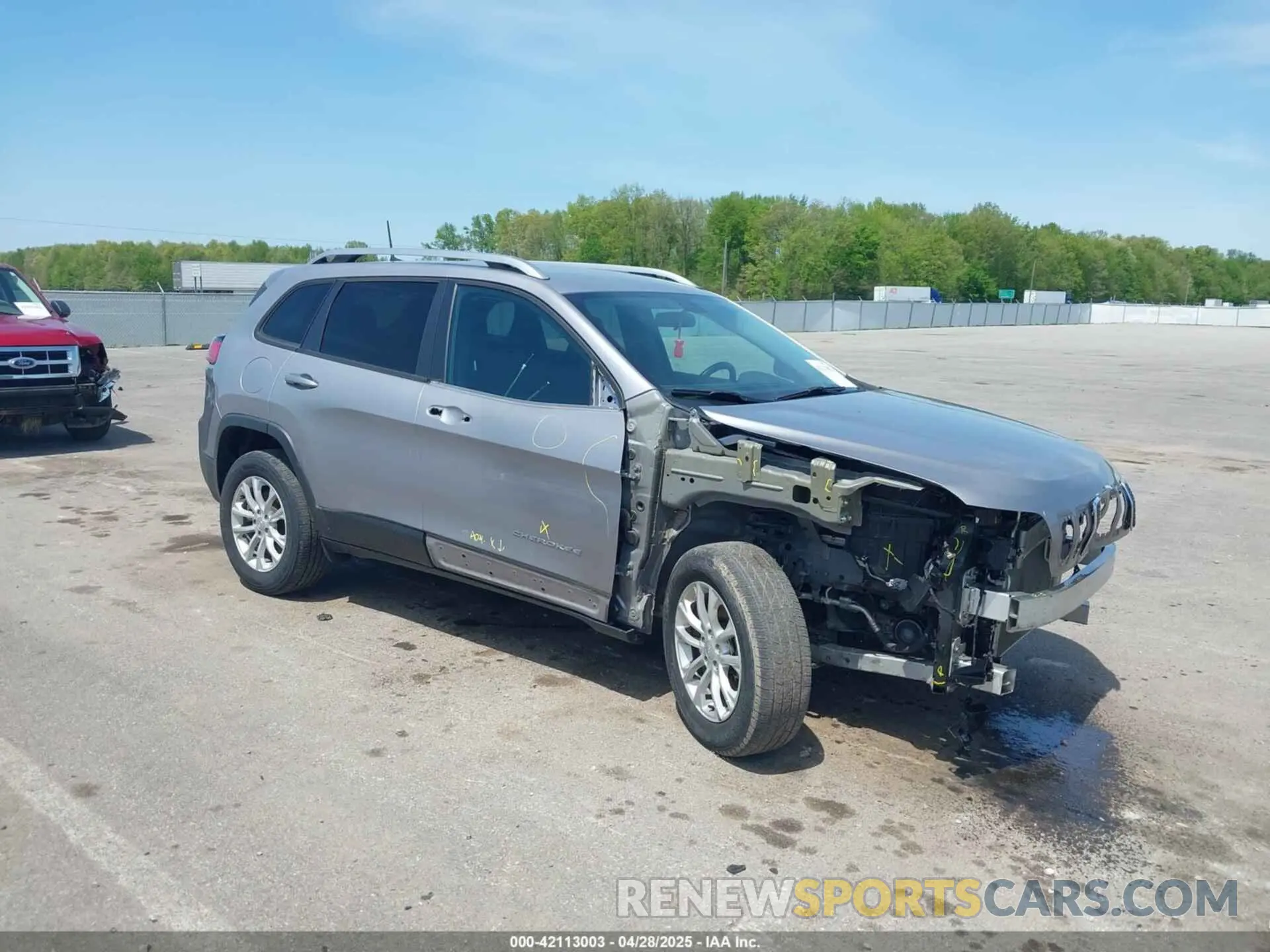1 Photograph of a damaged car 1C4PJMCB4LD654657 JEEP CHEROKEE 2020
